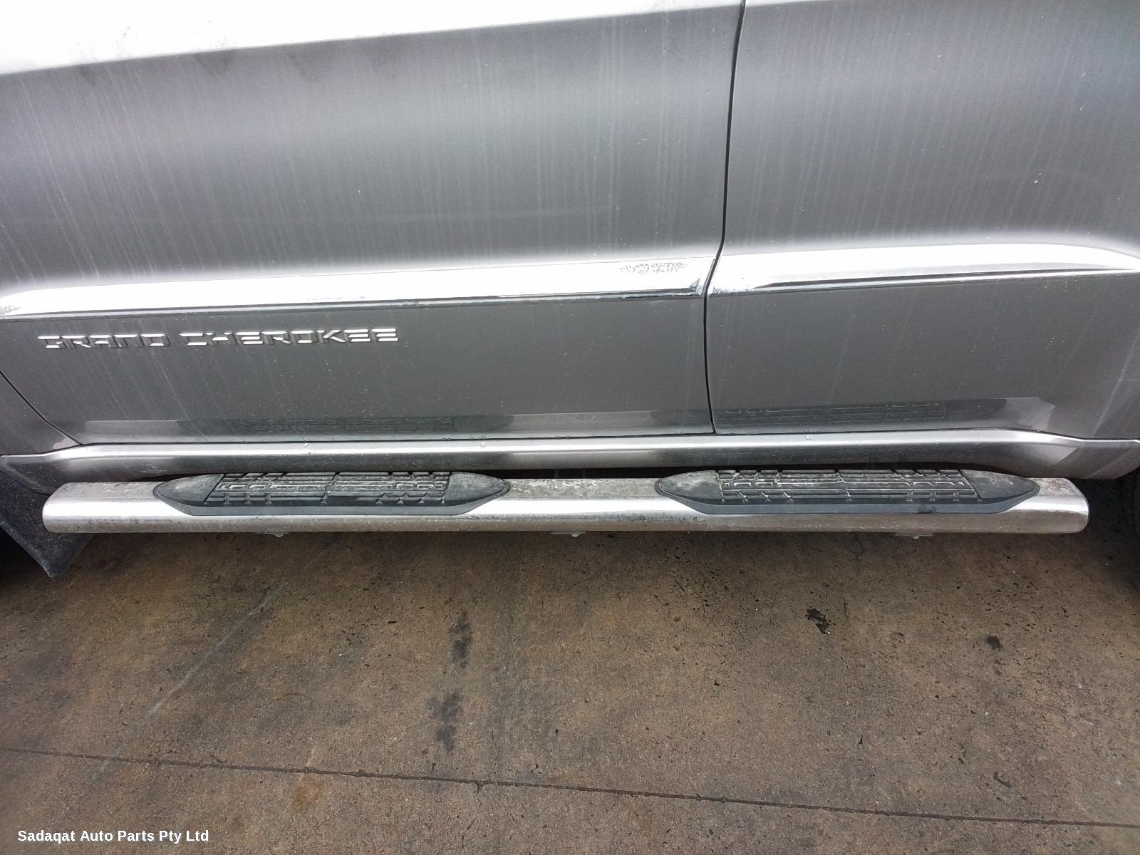 Jeep Grandcherokee Right Front Door