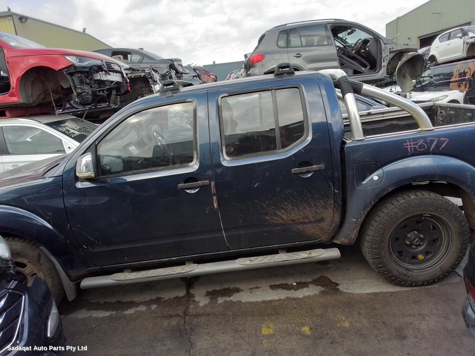 Nissan Navara Right Headlamp