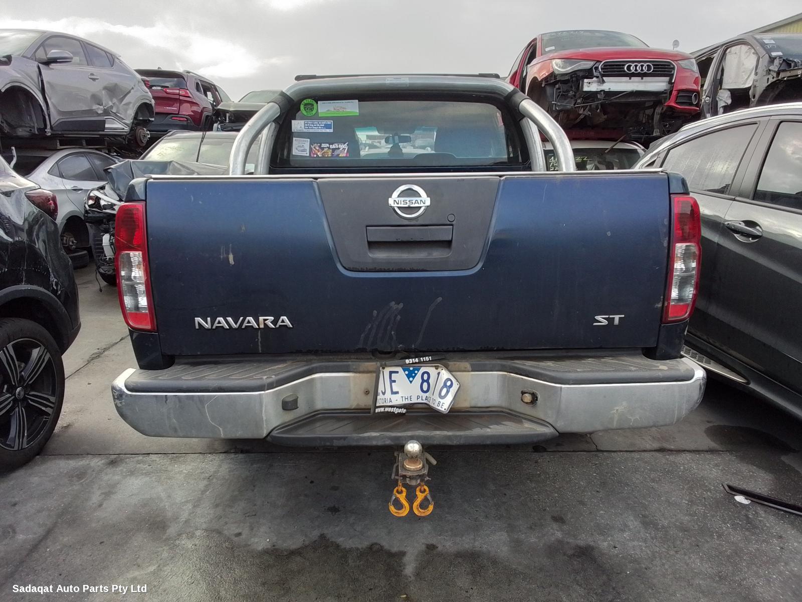 Nissan Navara Right Headlamp