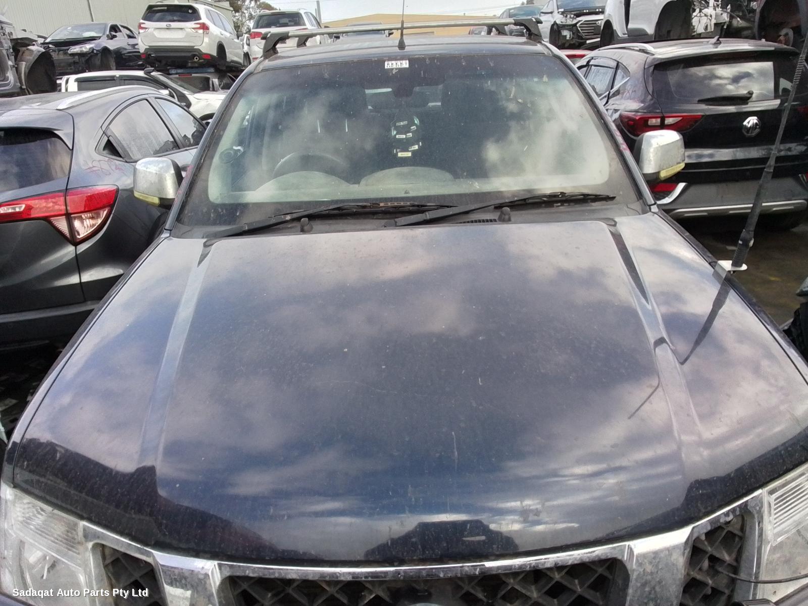 Nissan Navara Right Headlamp