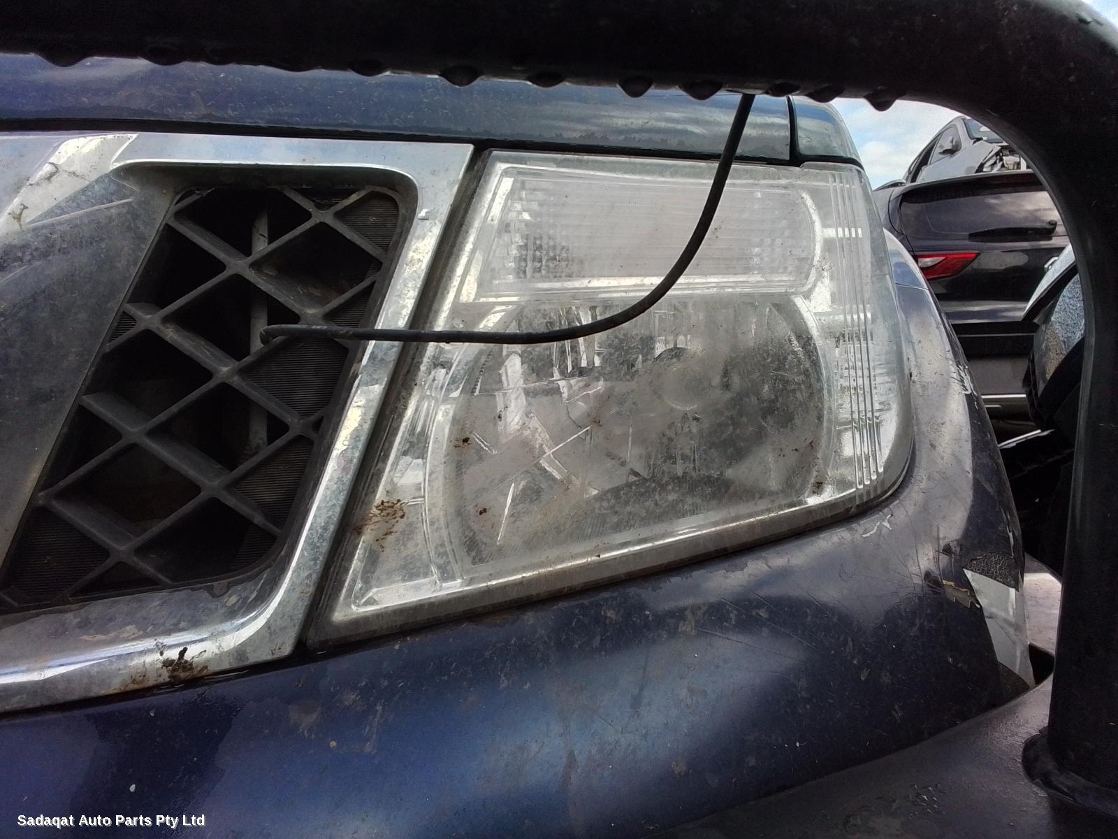 Nissan Navara Right Headlamp