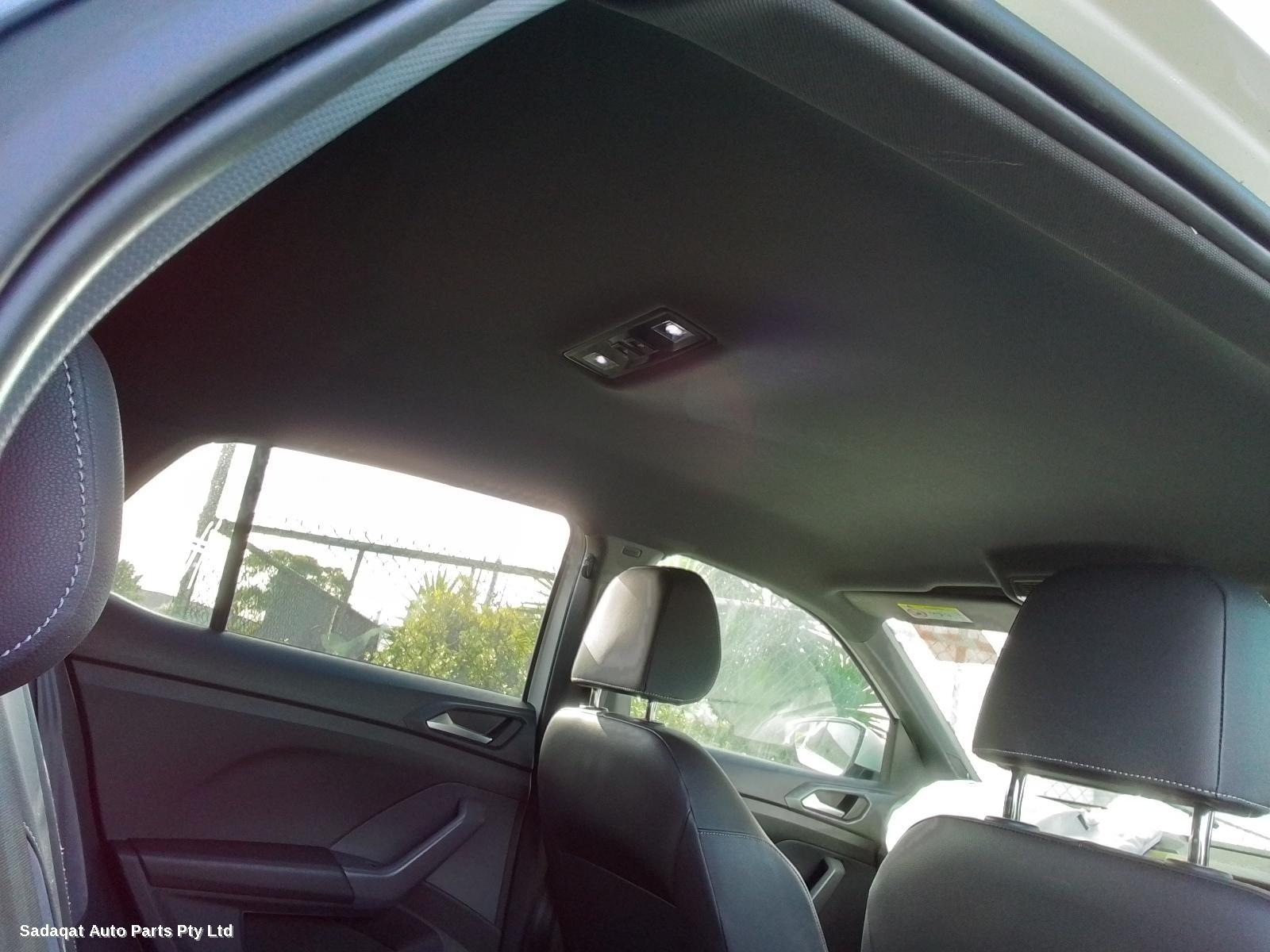 Volkswagen T-cross Hoodlining