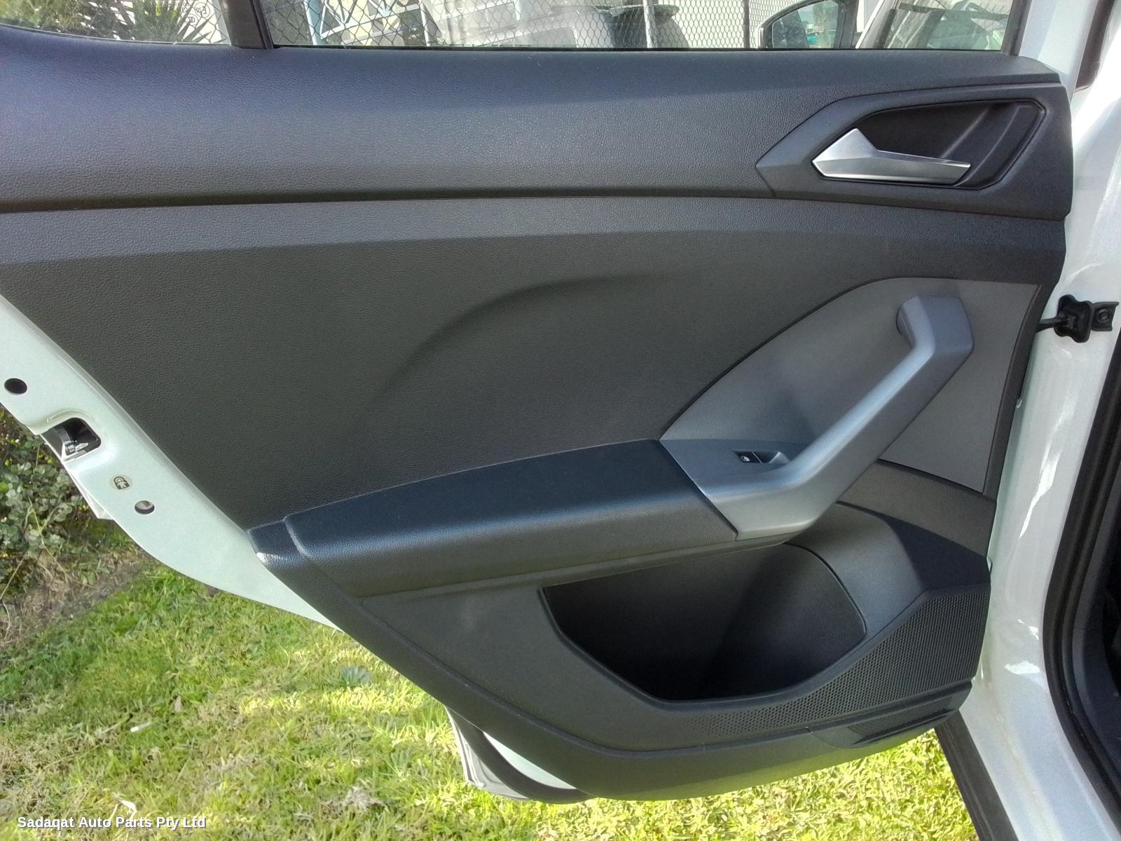 Volkswagen T-cross Hoodlining