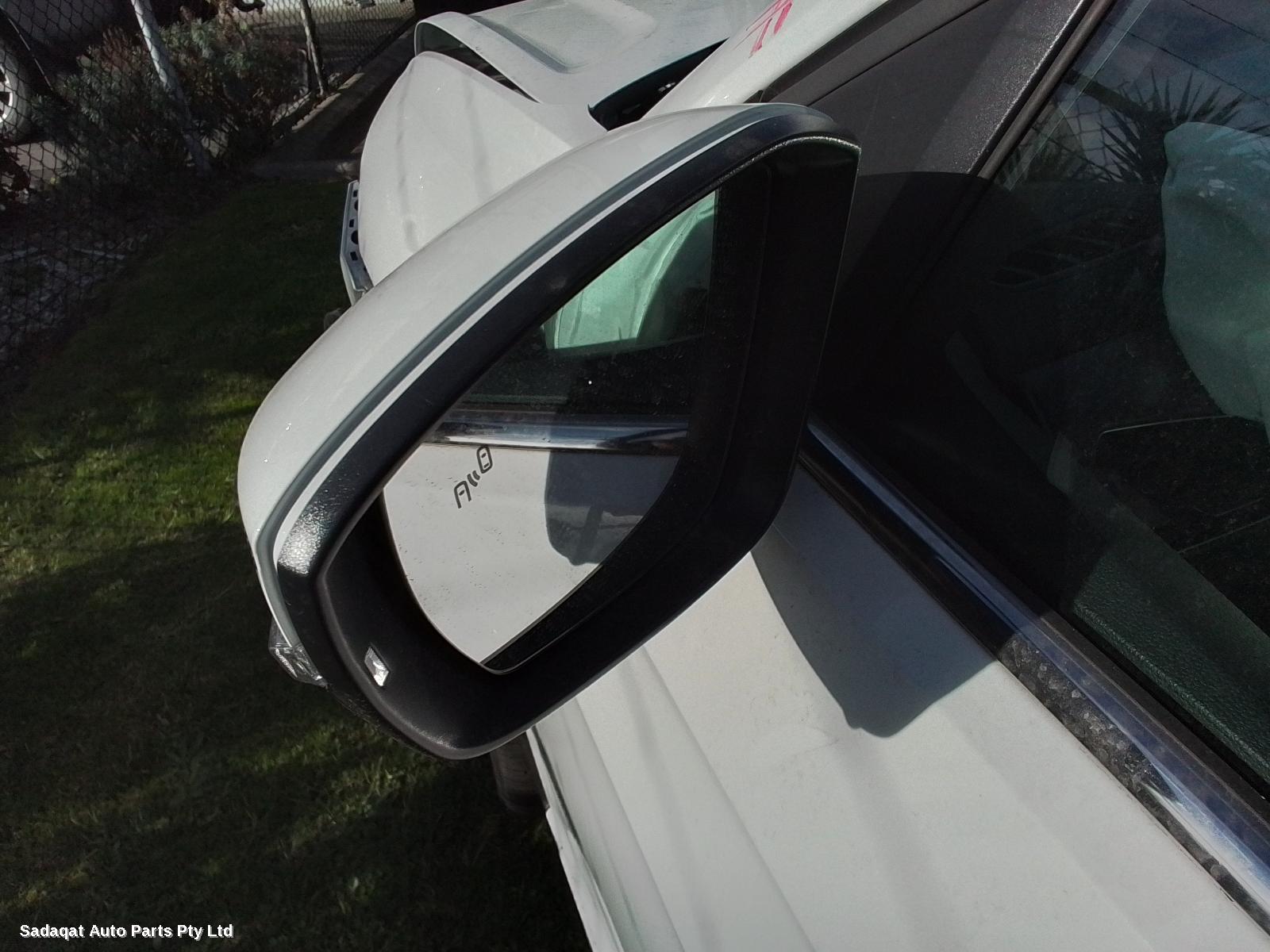 Volkswagen T-cross Hoodlining