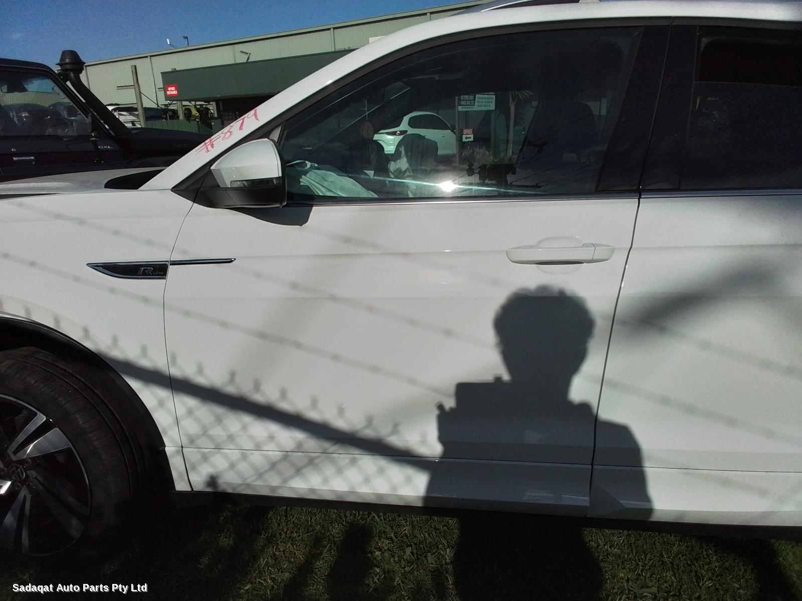 Volkswagen T-cross Hoodlining