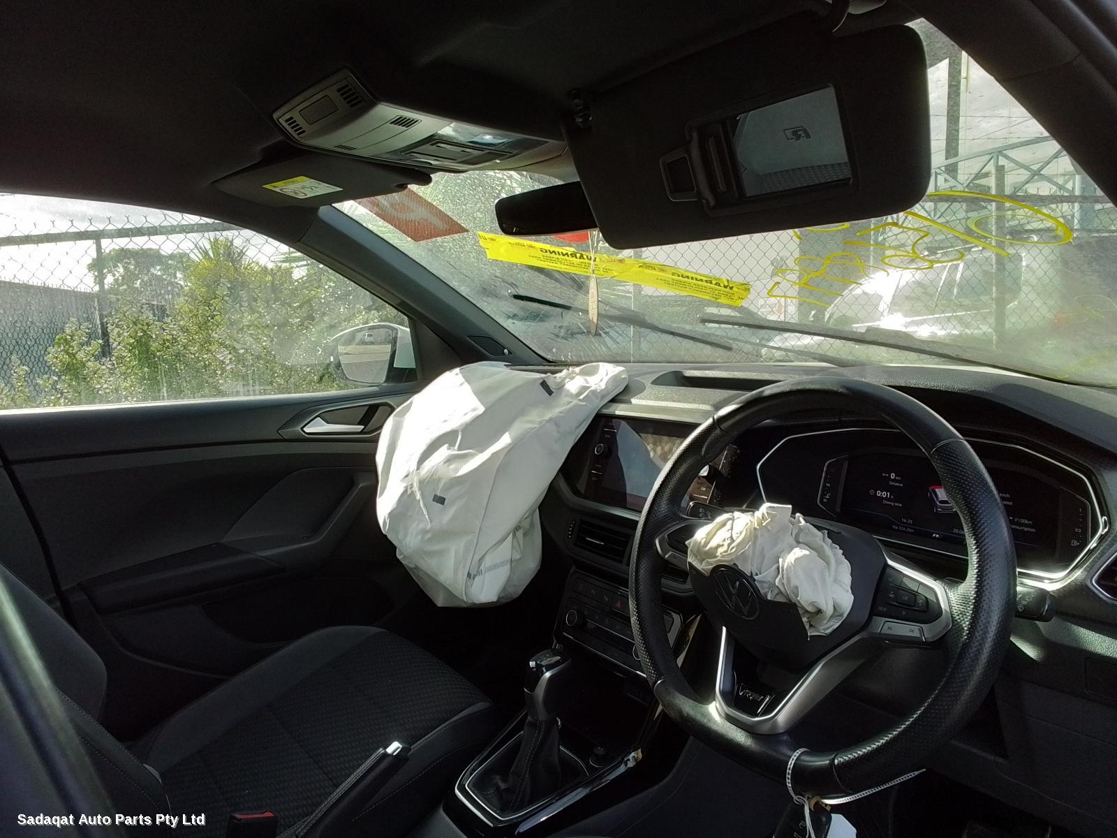 Volkswagen T-cross Hoodlining