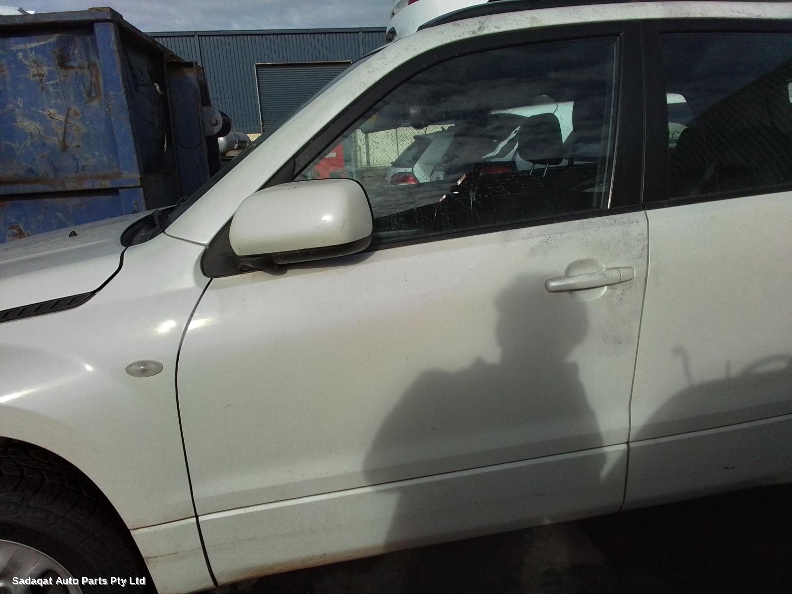 Suzuki Vitara Overflow Bottle