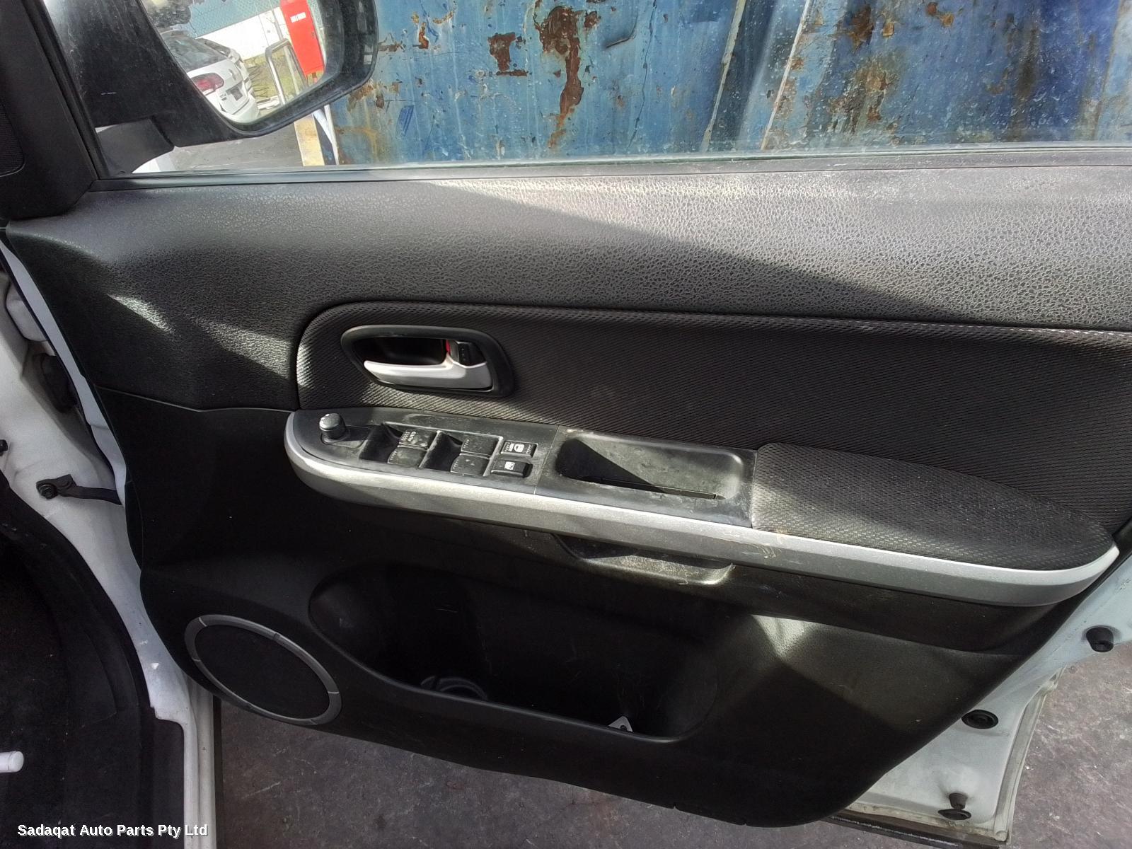 Suzuki Vitara Overflow Bottle
