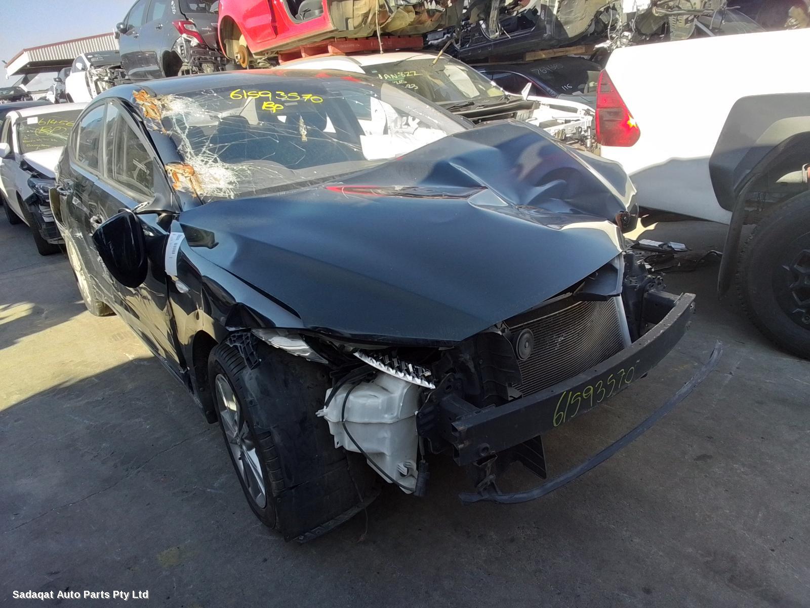 Hyundai Elantra Rear Garnish