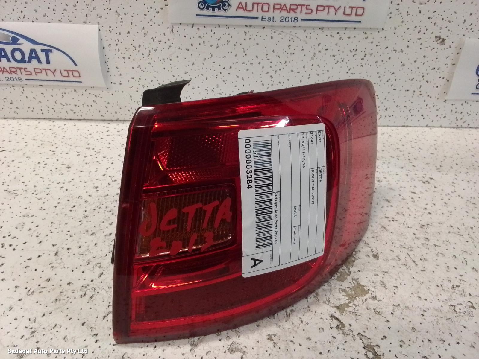 Volkswagen Jetta Right Taillight