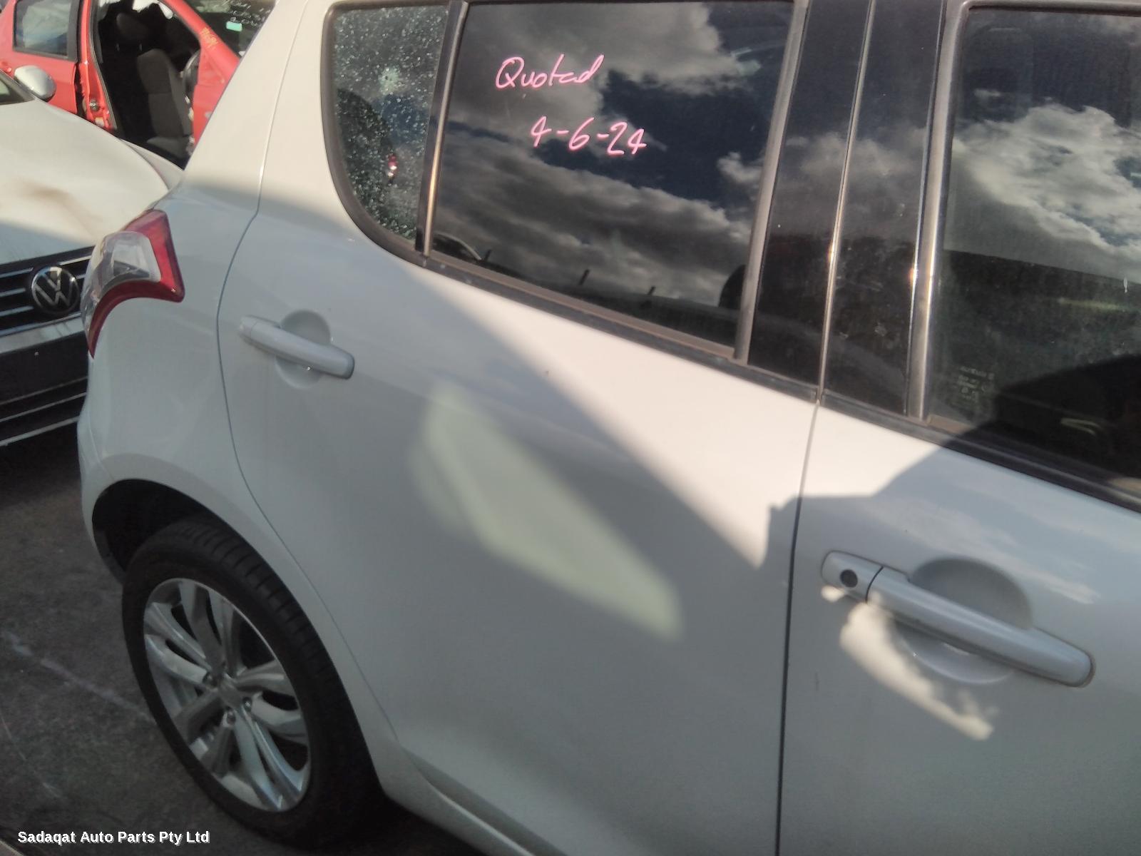 Suzuki Swift Hoodlining