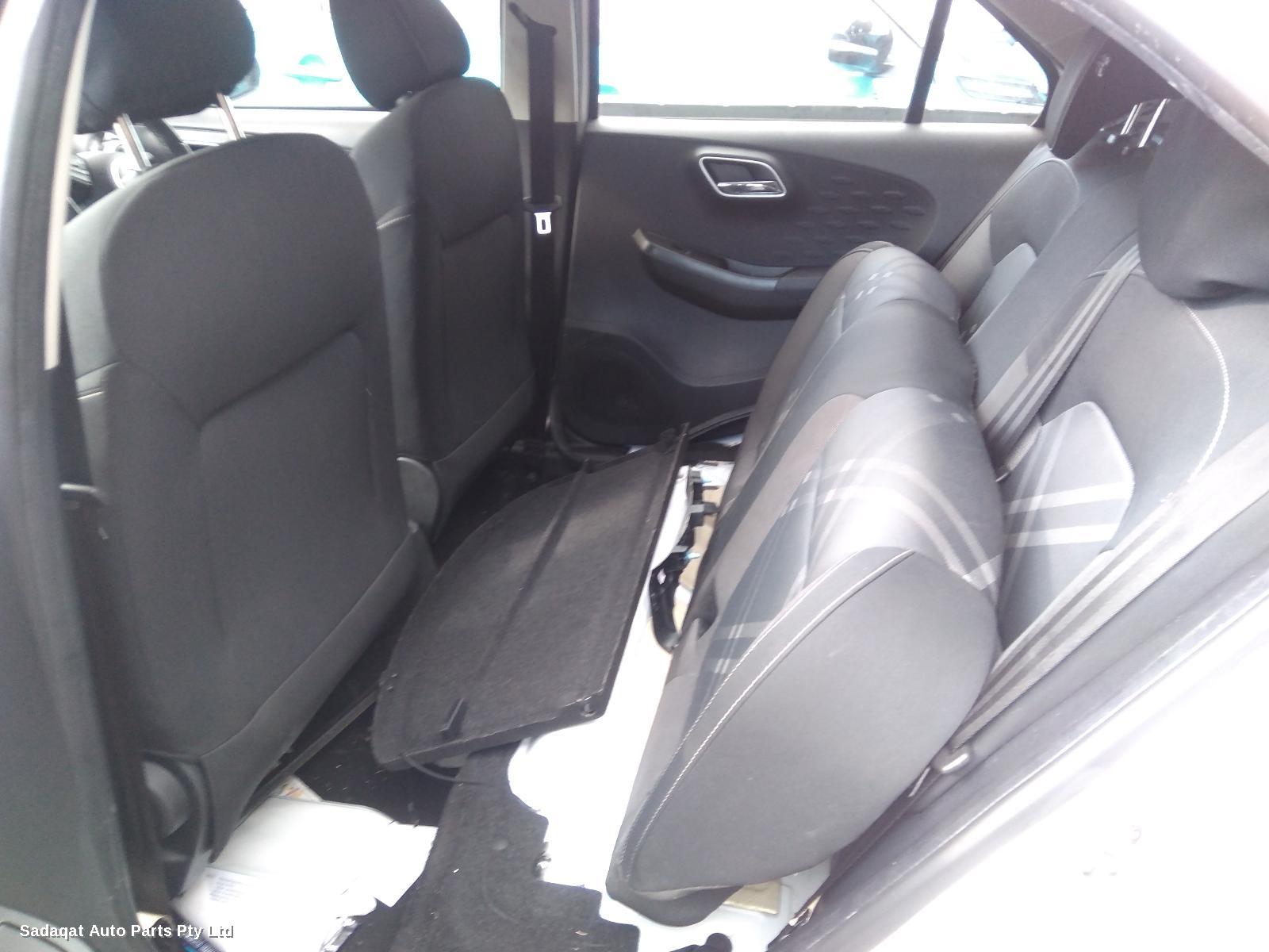 Mg Mg3 Left Front Door