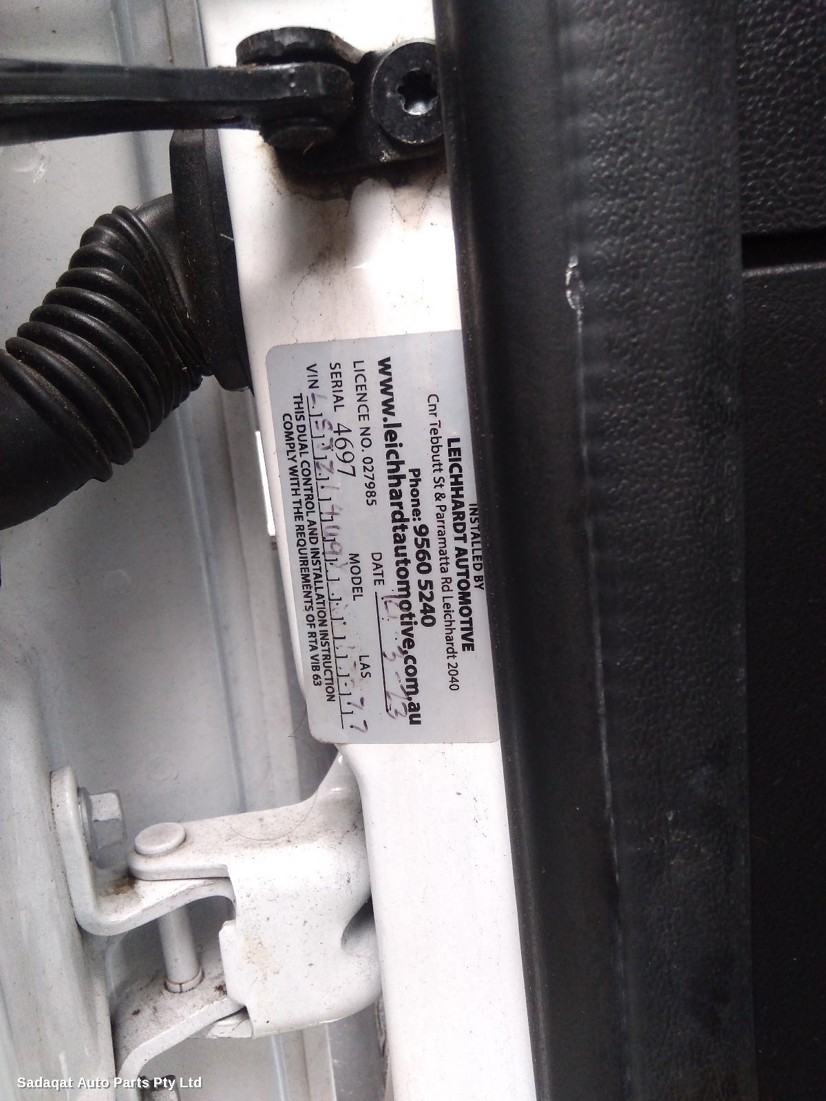 Mg Mg3 Left Front Door