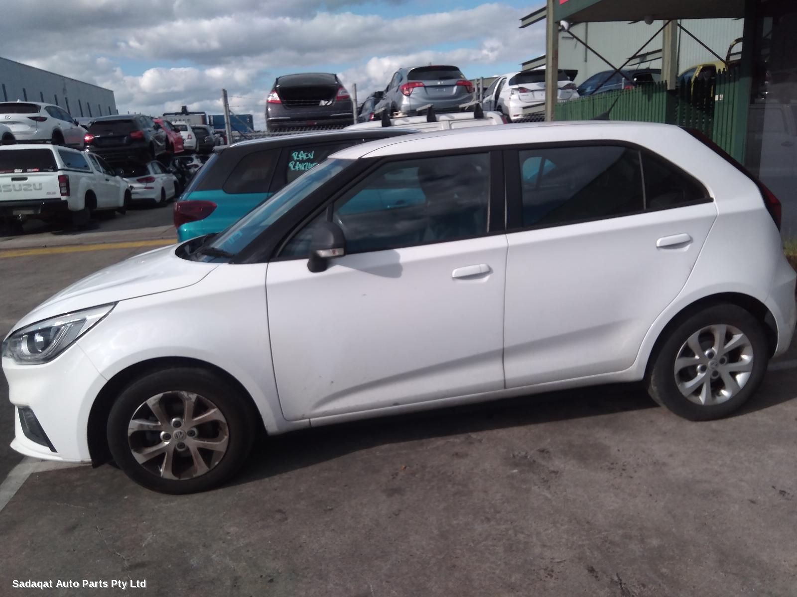 Mg Mg3 Left Front Door