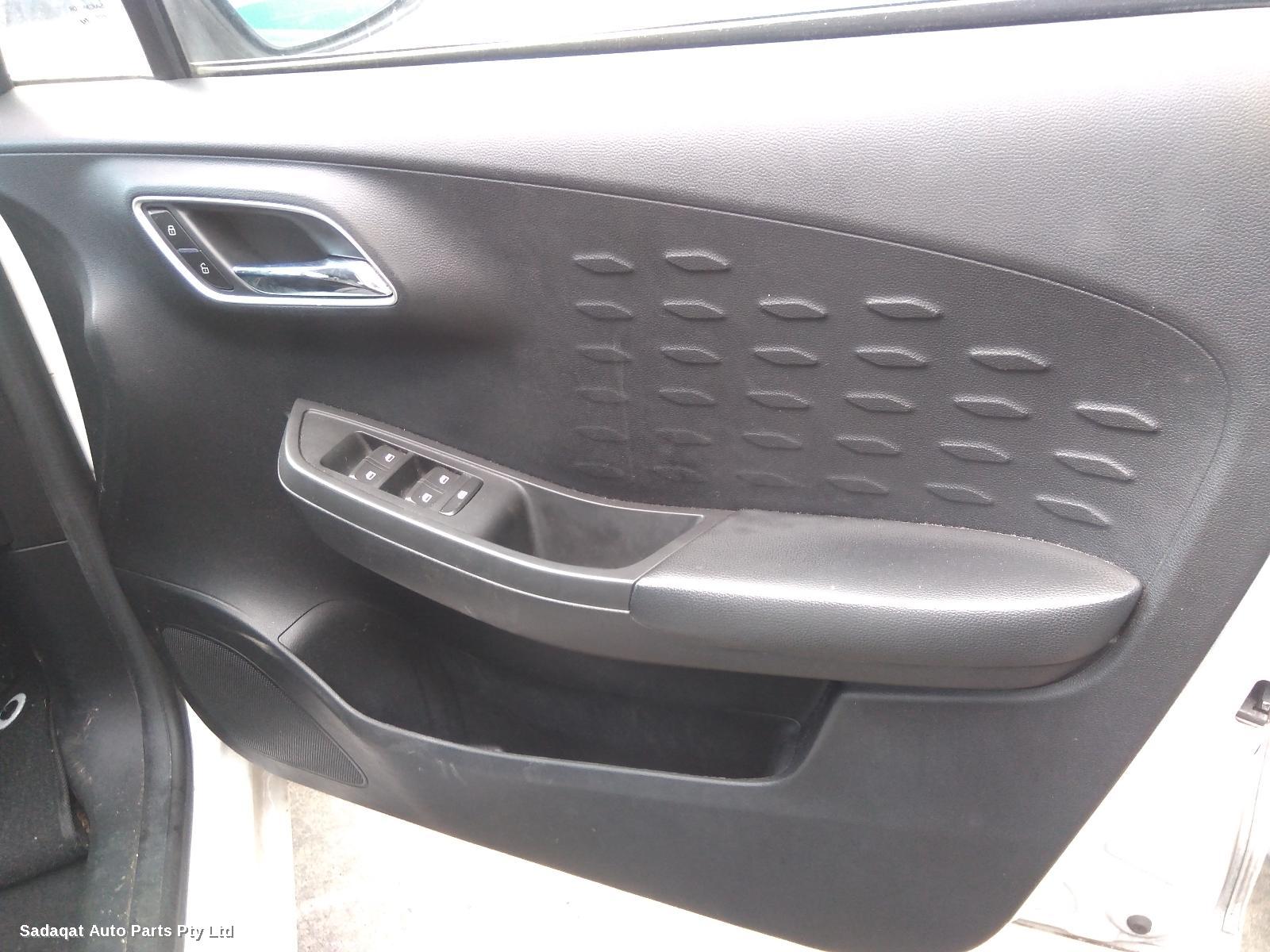 Mg Mg3 Left Front Door