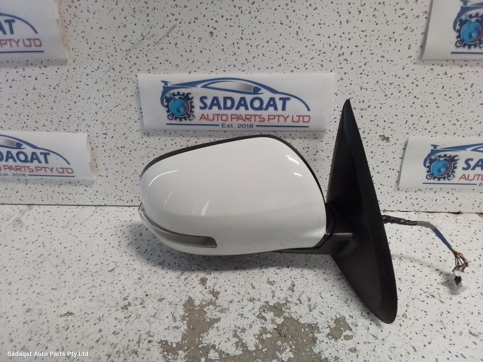 Mitsubishi Outlander Right Door Mirror
