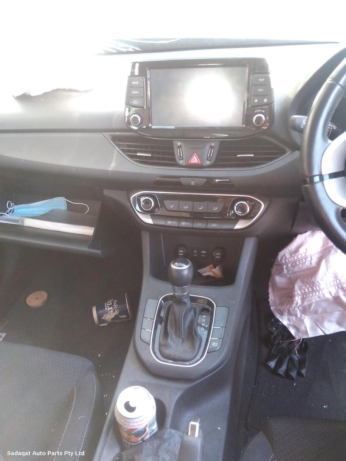 Hyundai I30 Left Door Mirror