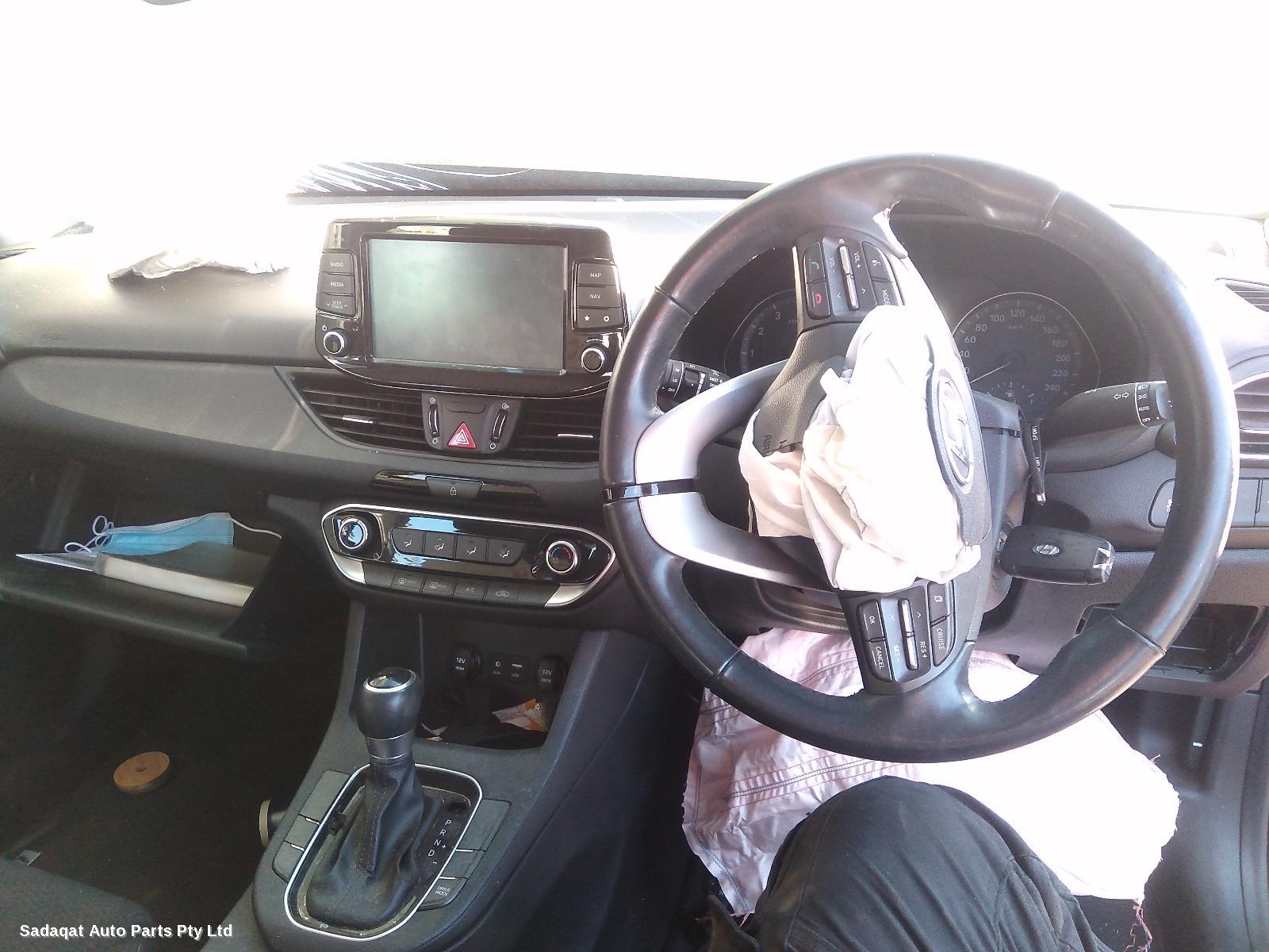 Hyundai I30 Left Door Mirror