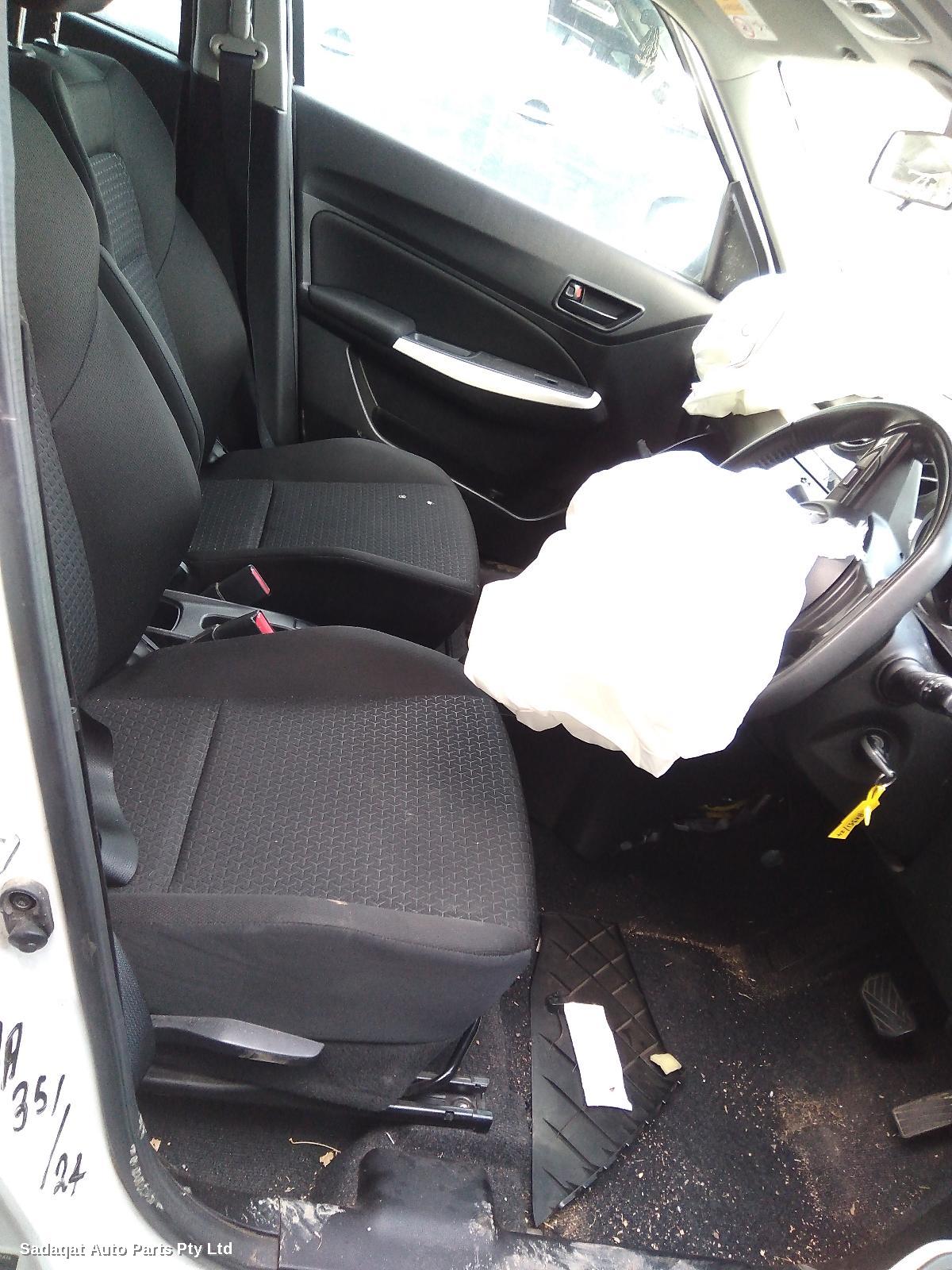 Suzuki Swift Right Door Mirror