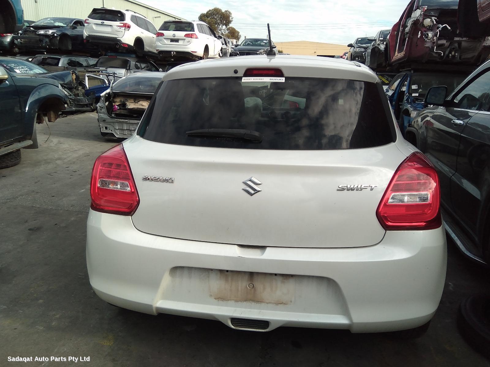 Suzuki Swift Right Door Mirror