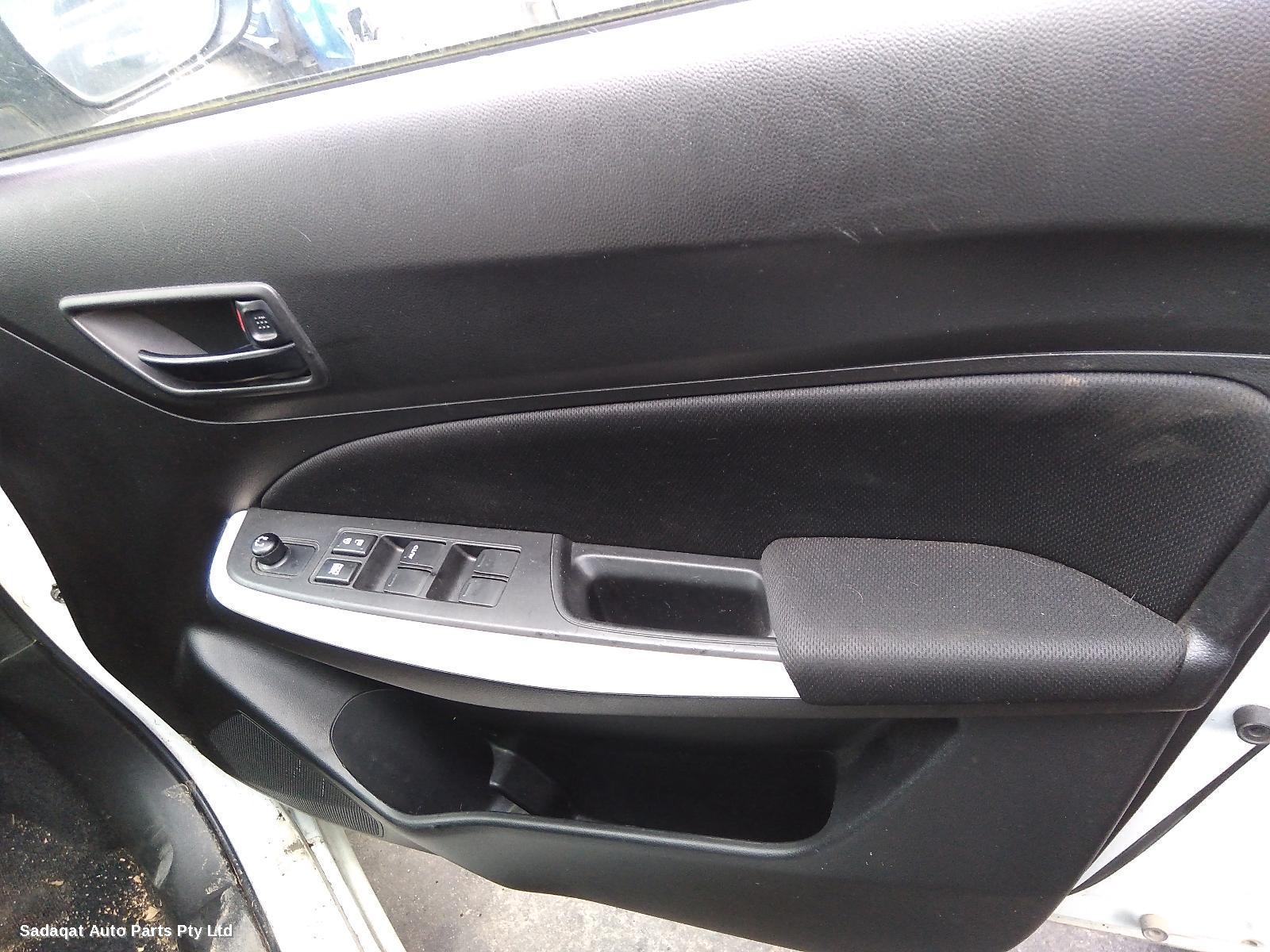 Suzuki Swift Right Door Mirror