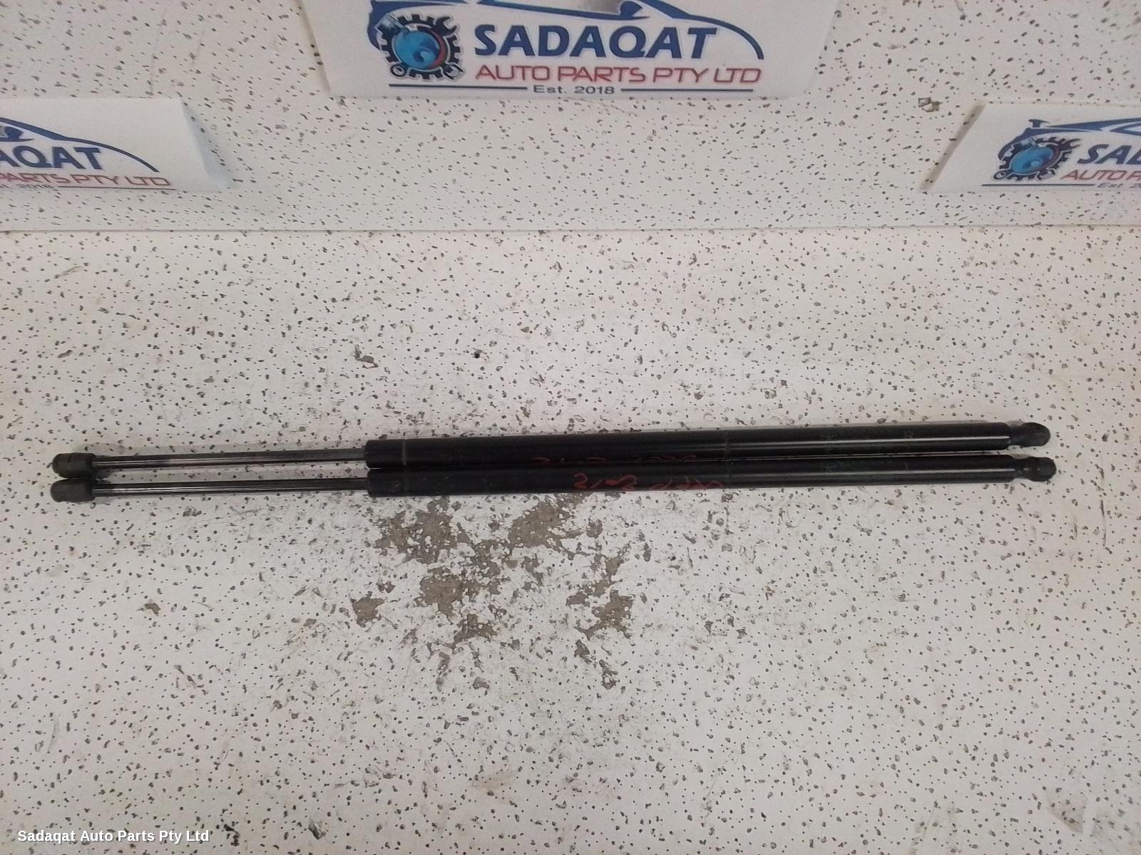 Jeep Grandcherokee Hatch Strut