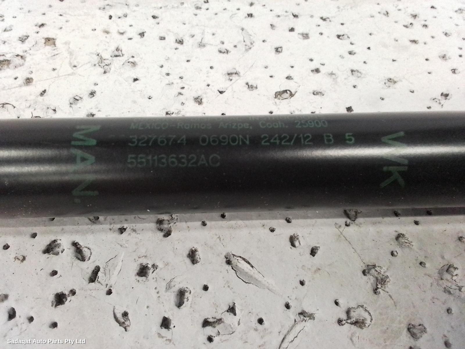 Jeep Grandcherokee Hatch Strut