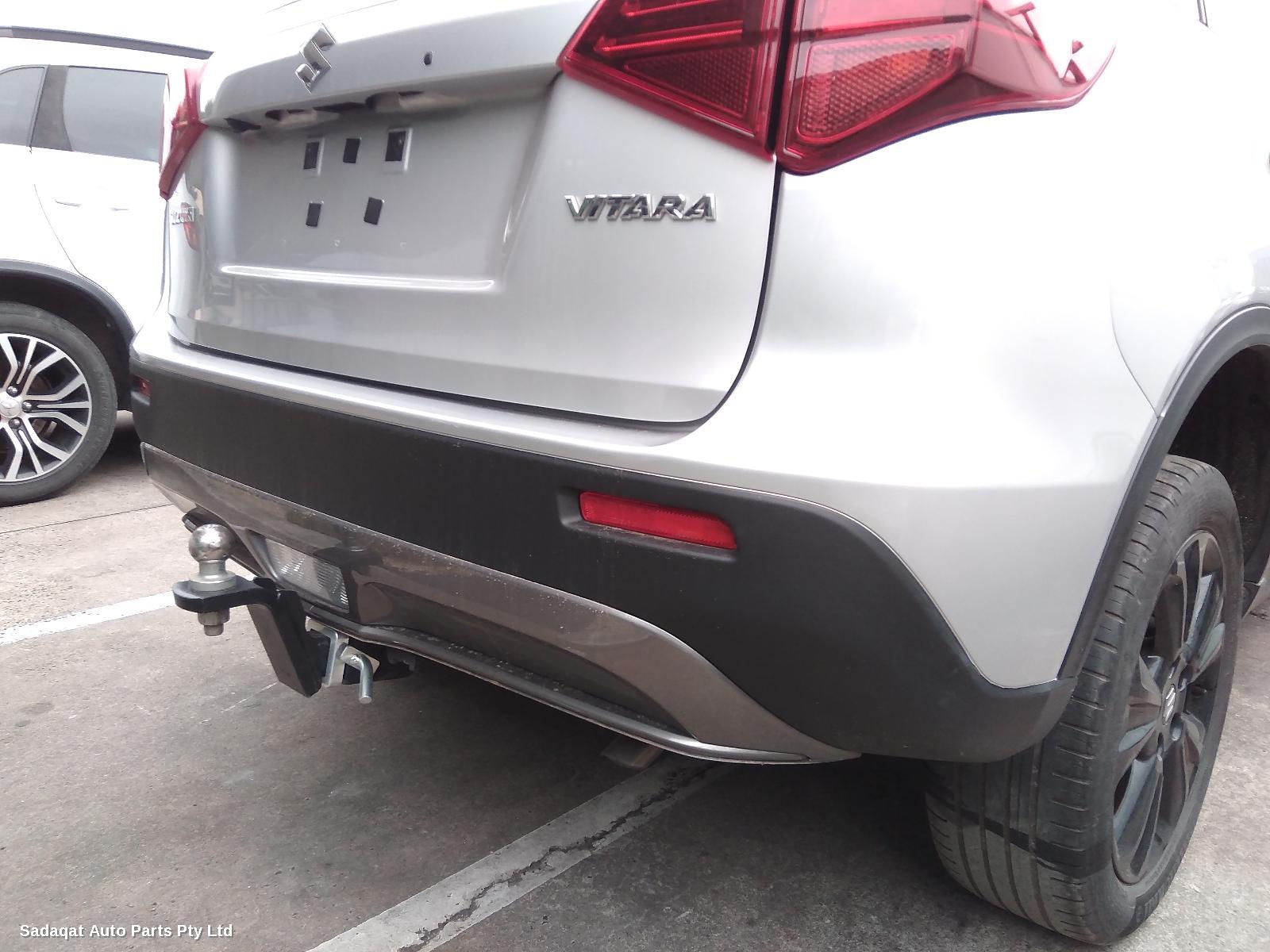 Suzuki Vitara Right Door Mirror