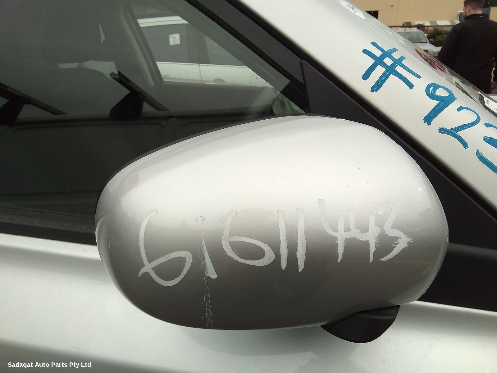 Suzuki Vitara Right Door Mirror