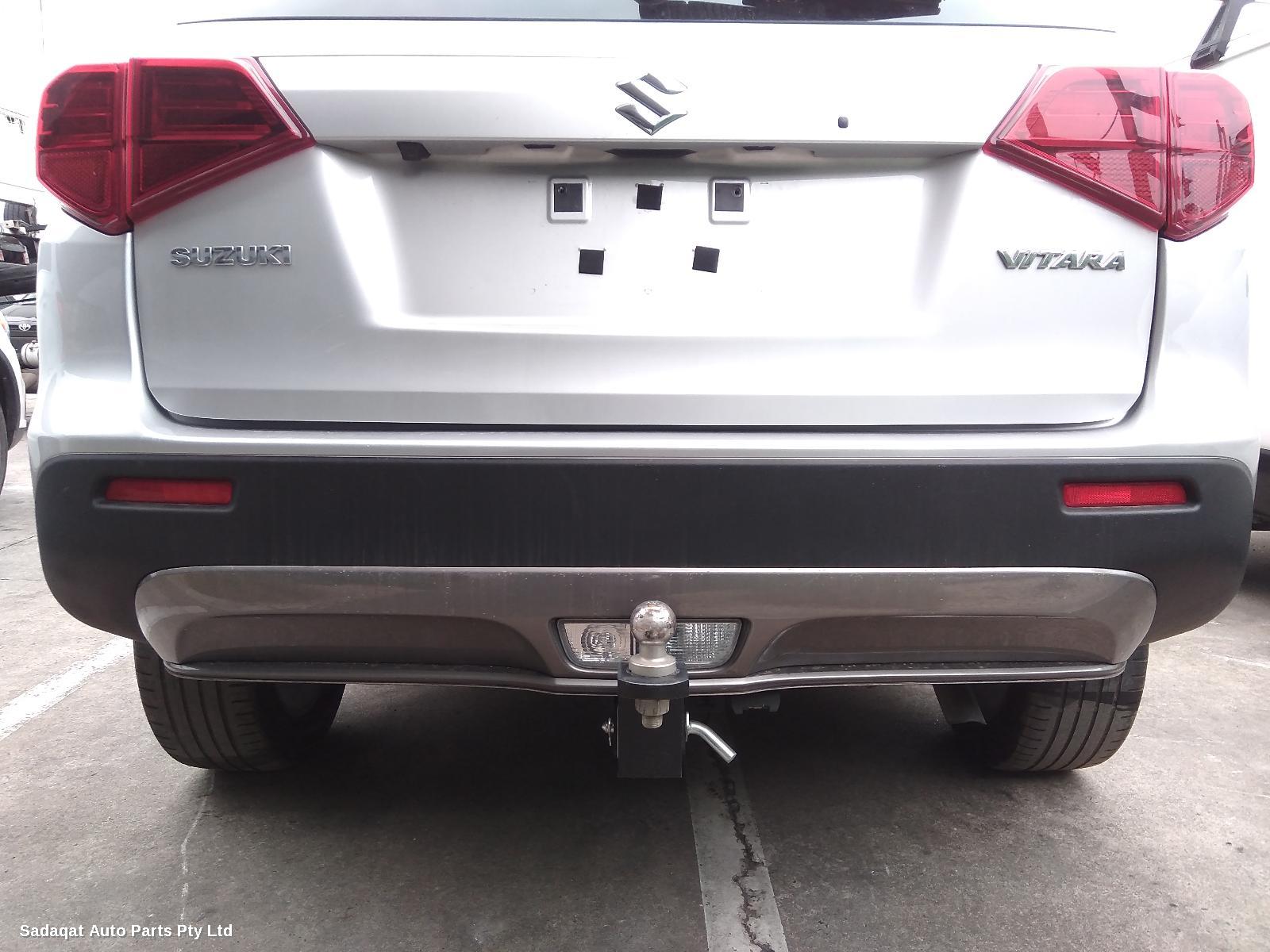 Suzuki Vitara Right Door Mirror