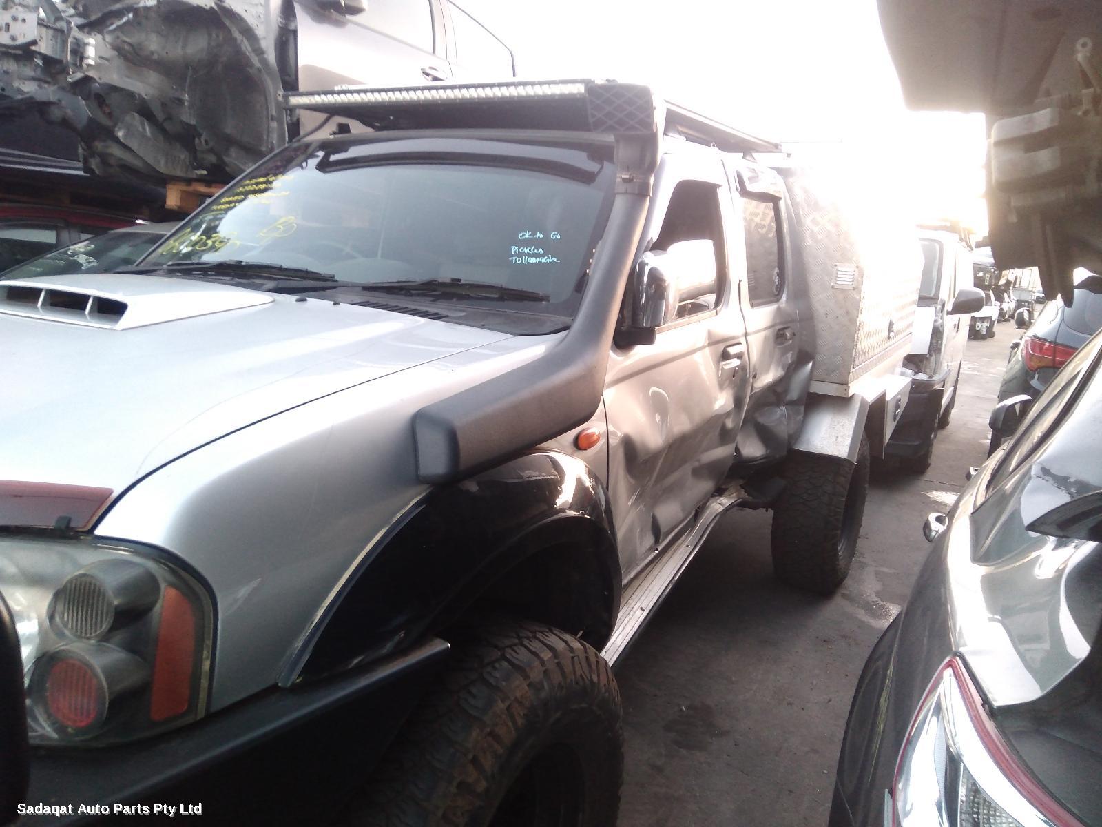 Nissan Navara Left Door Mirror