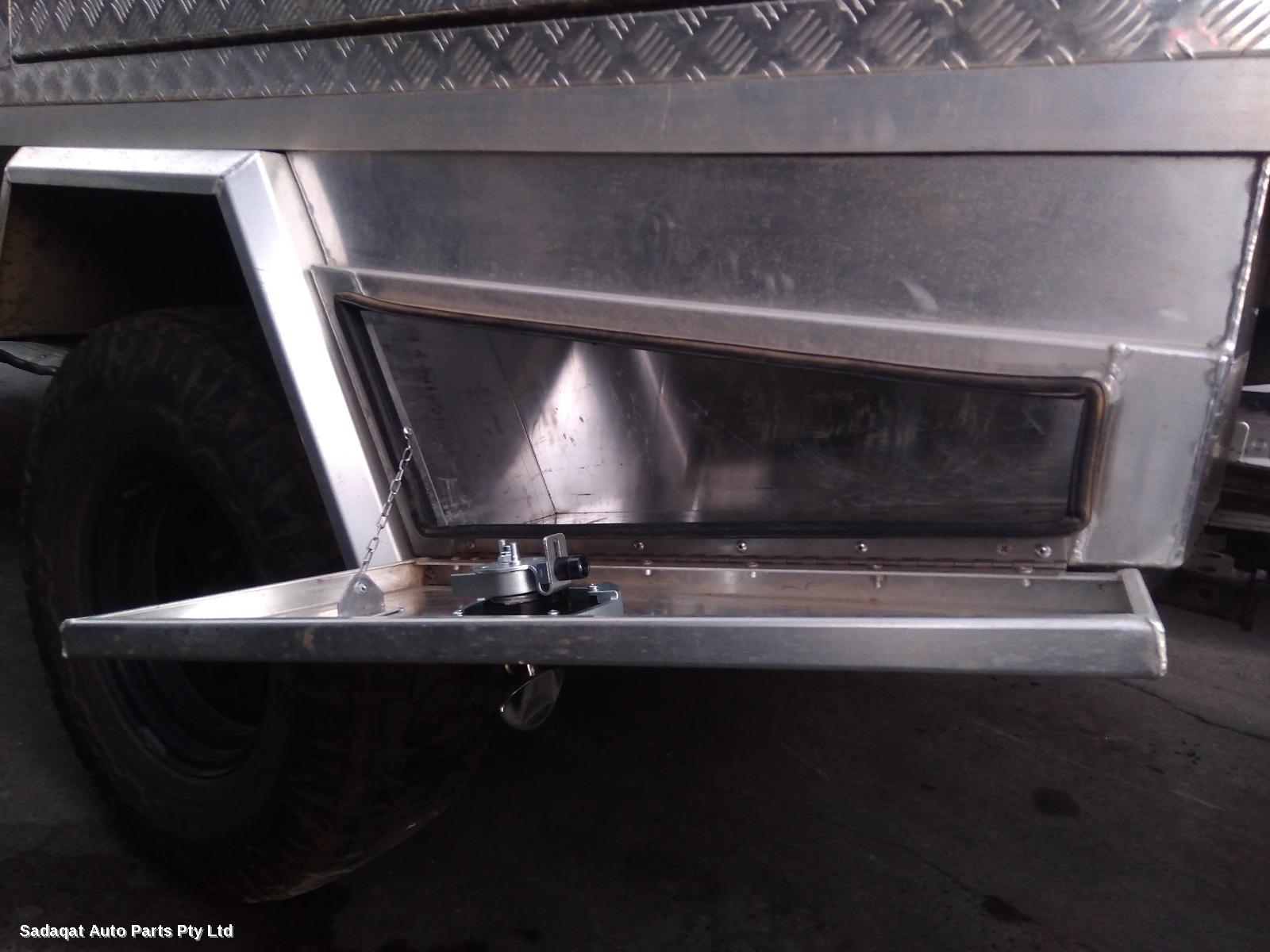 Nissan Navara Left Door Mirror