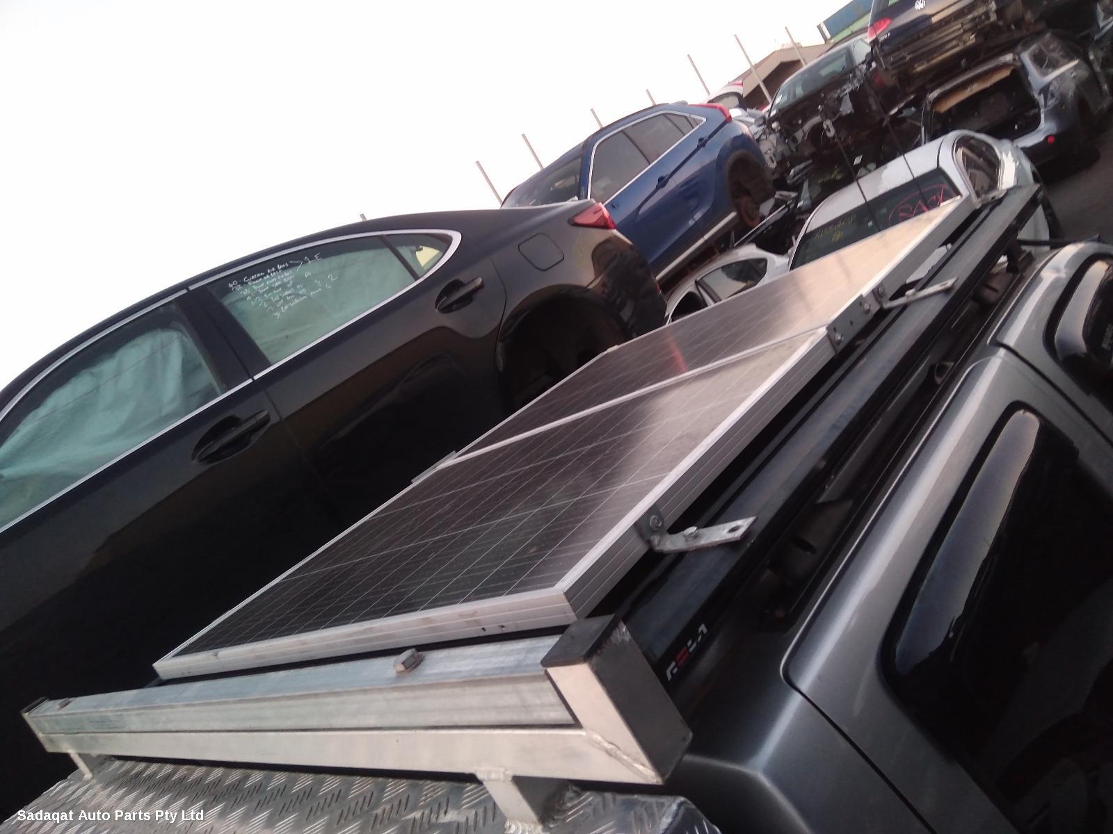 Nissan Navara Left Door Mirror