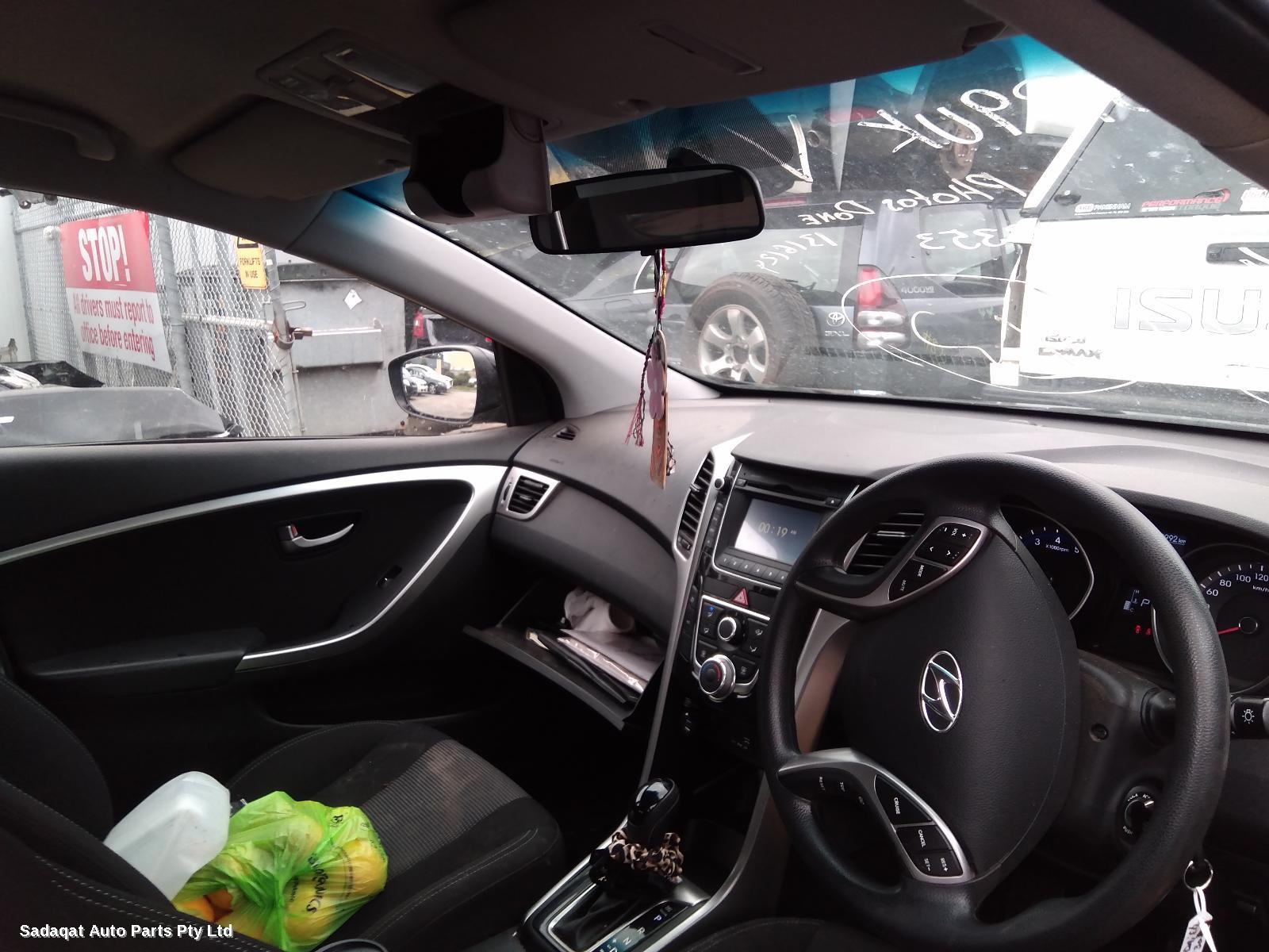 Hyundai I30 Left Door Mirror