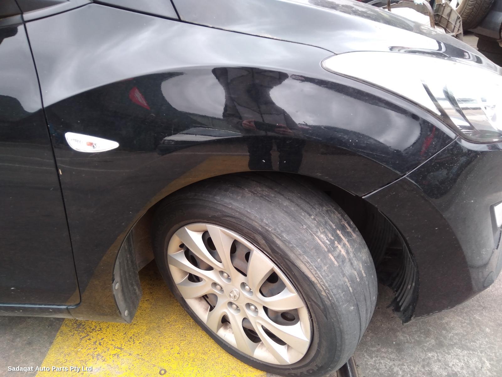 Hyundai I30 Left Door Mirror