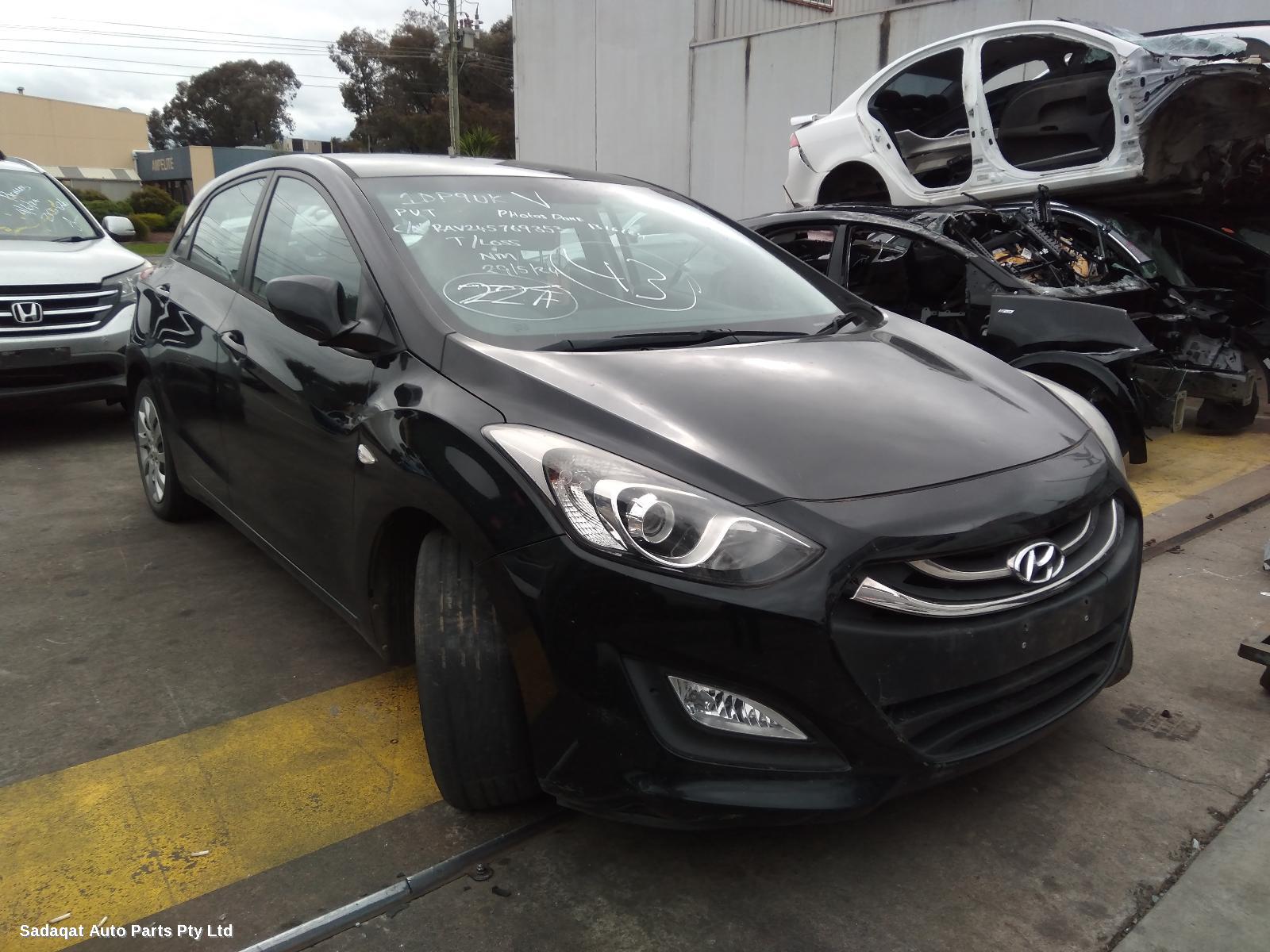 Hyundai I30 Left Door Mirror