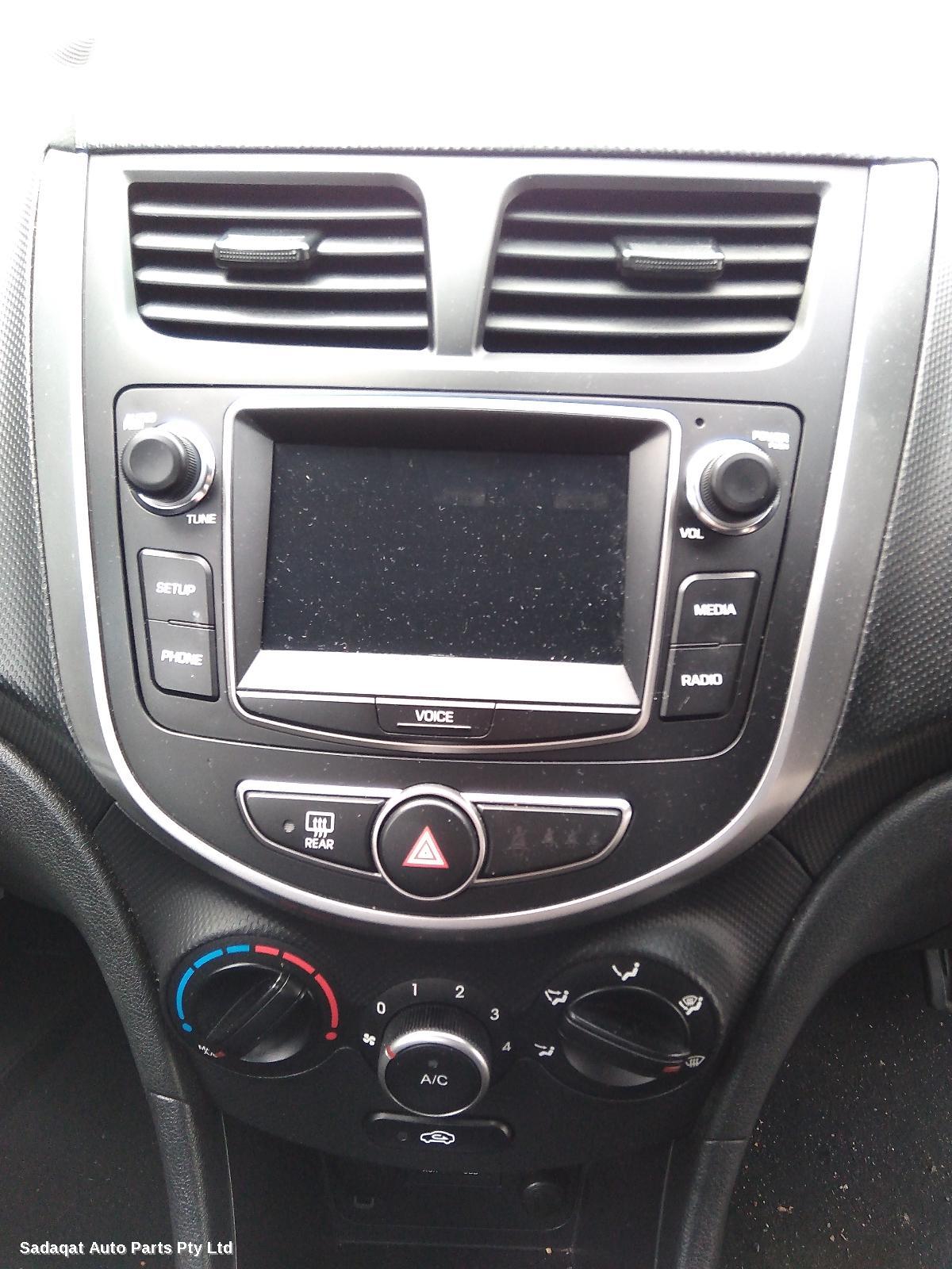 Hyundai Accent Left Guard