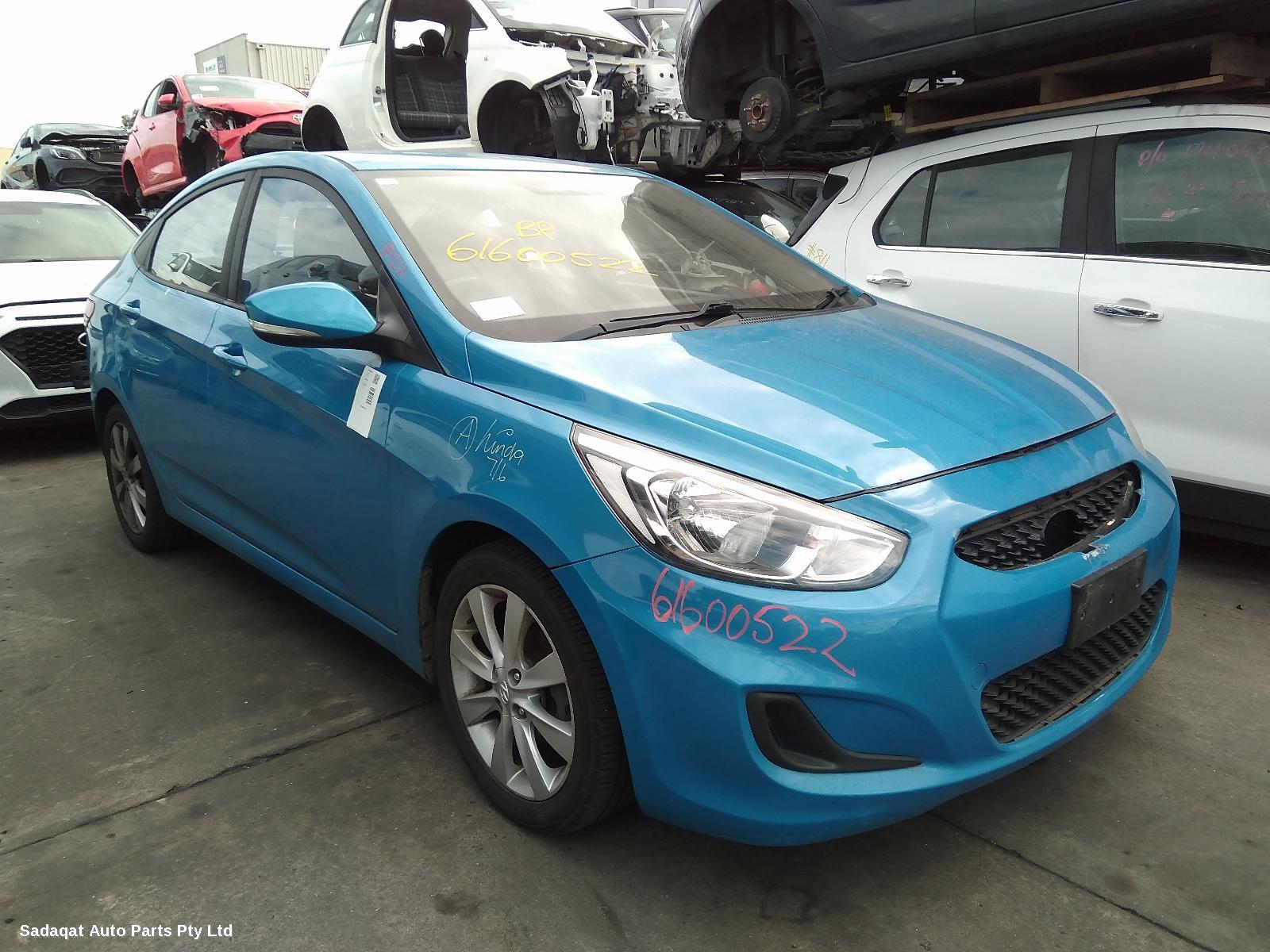 Hyundai Accent Left Rear Door/sliding