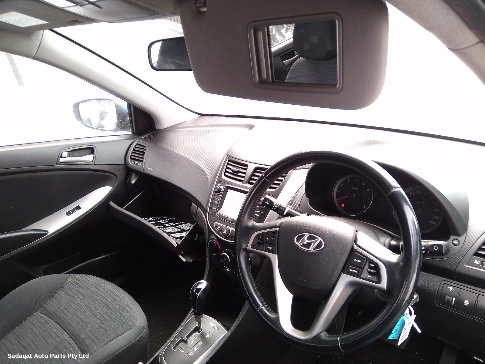 Hyundai Accent Left Guard