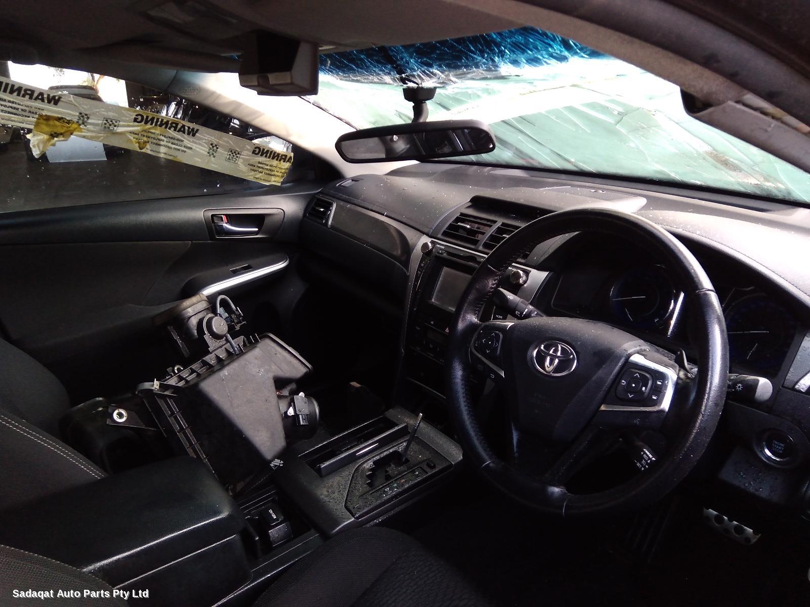 Toyota Aurion Left Door Mirror