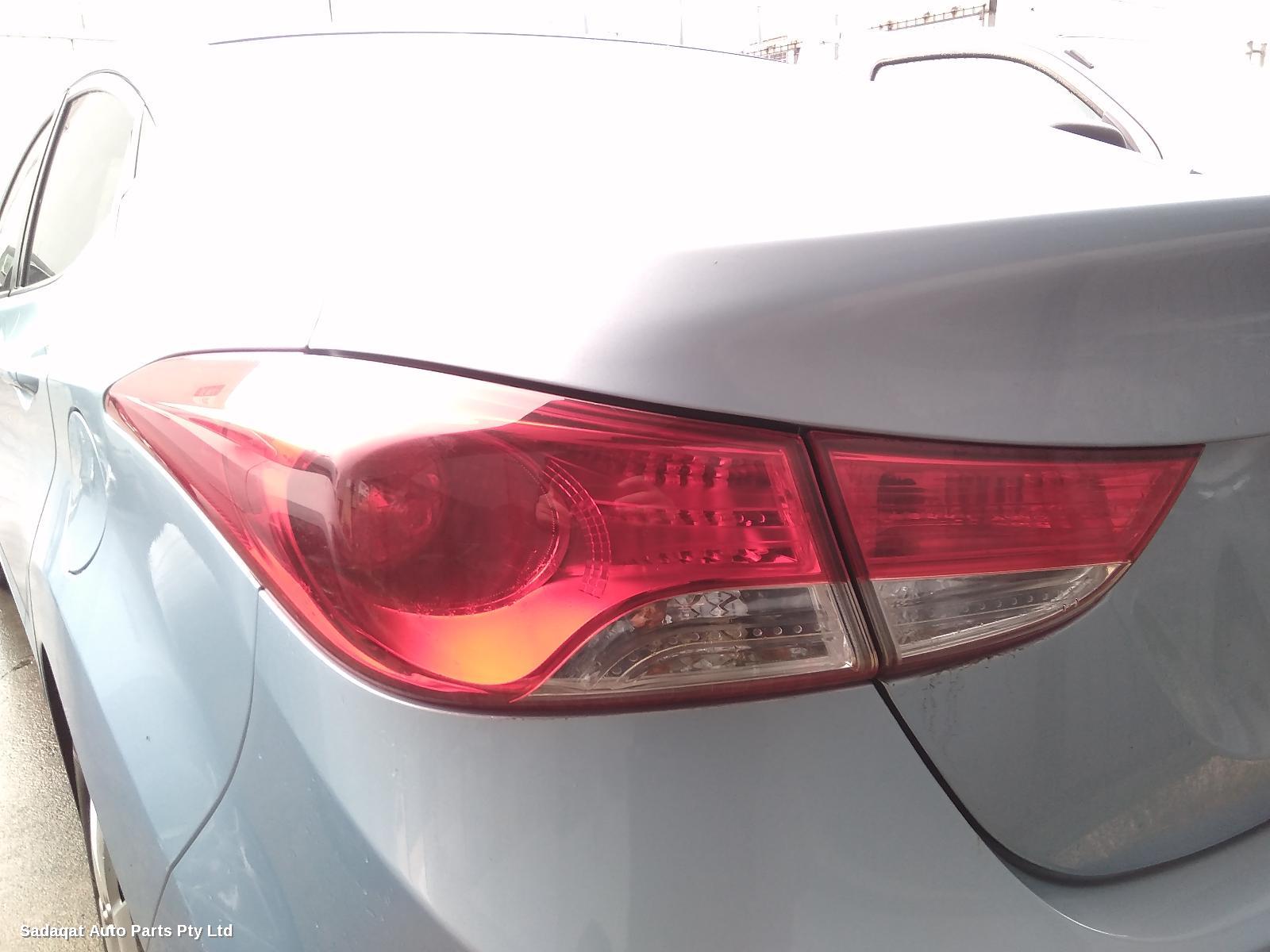 Hyundai Elantra Right Taillight