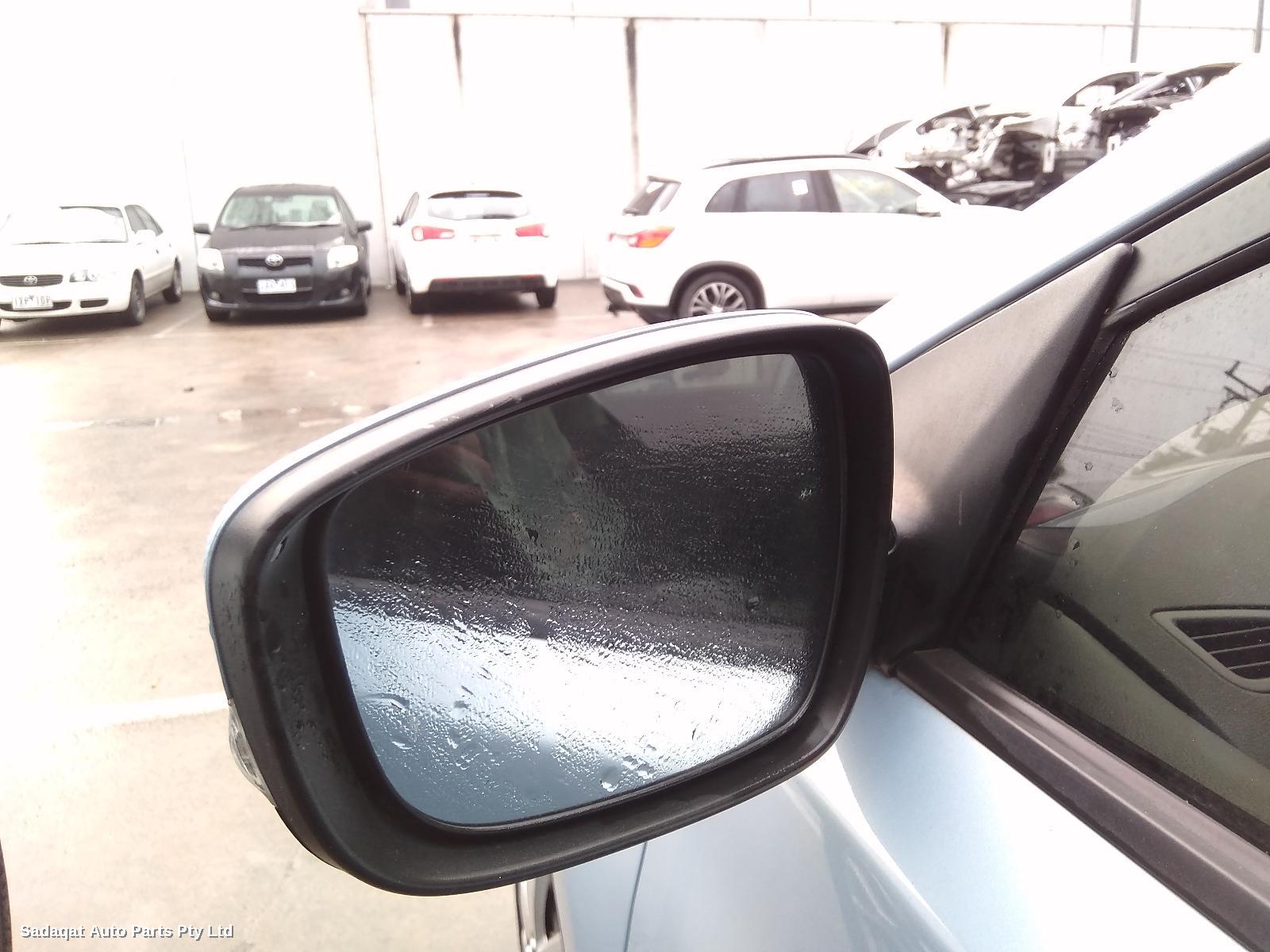 Hyundai Elantra Right Taillight