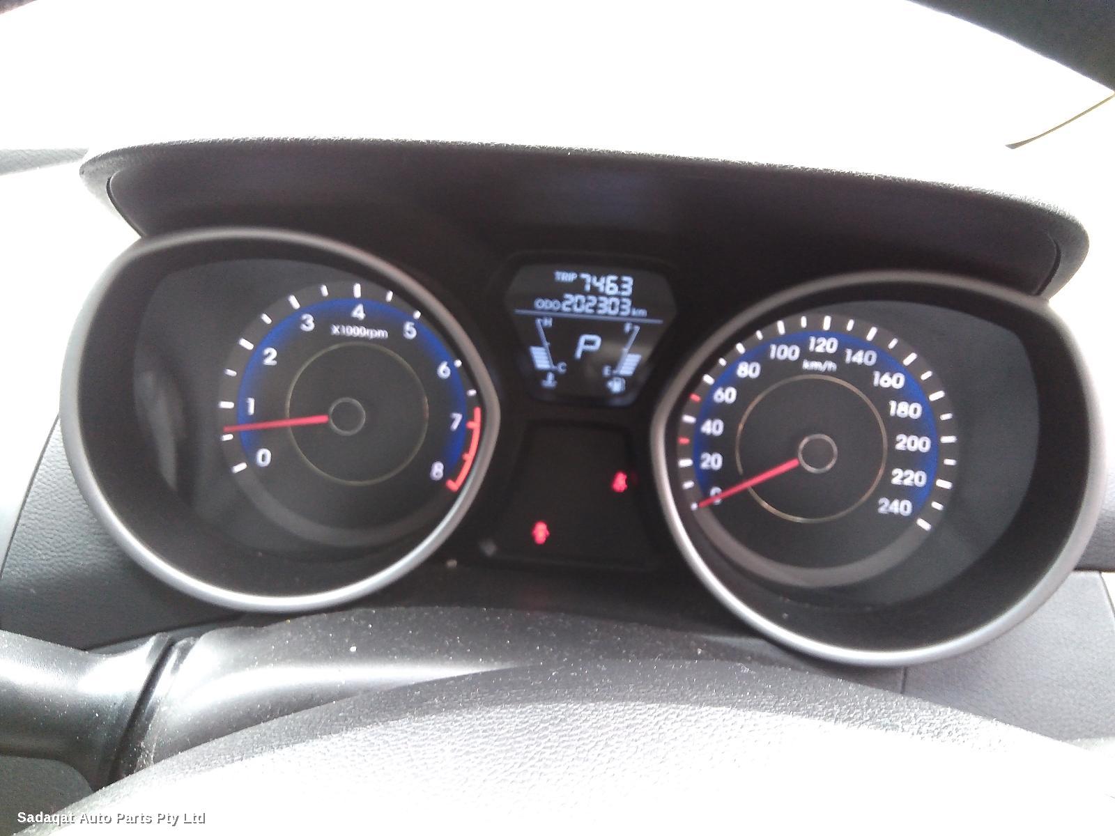 Hyundai Elantra Right Taillight