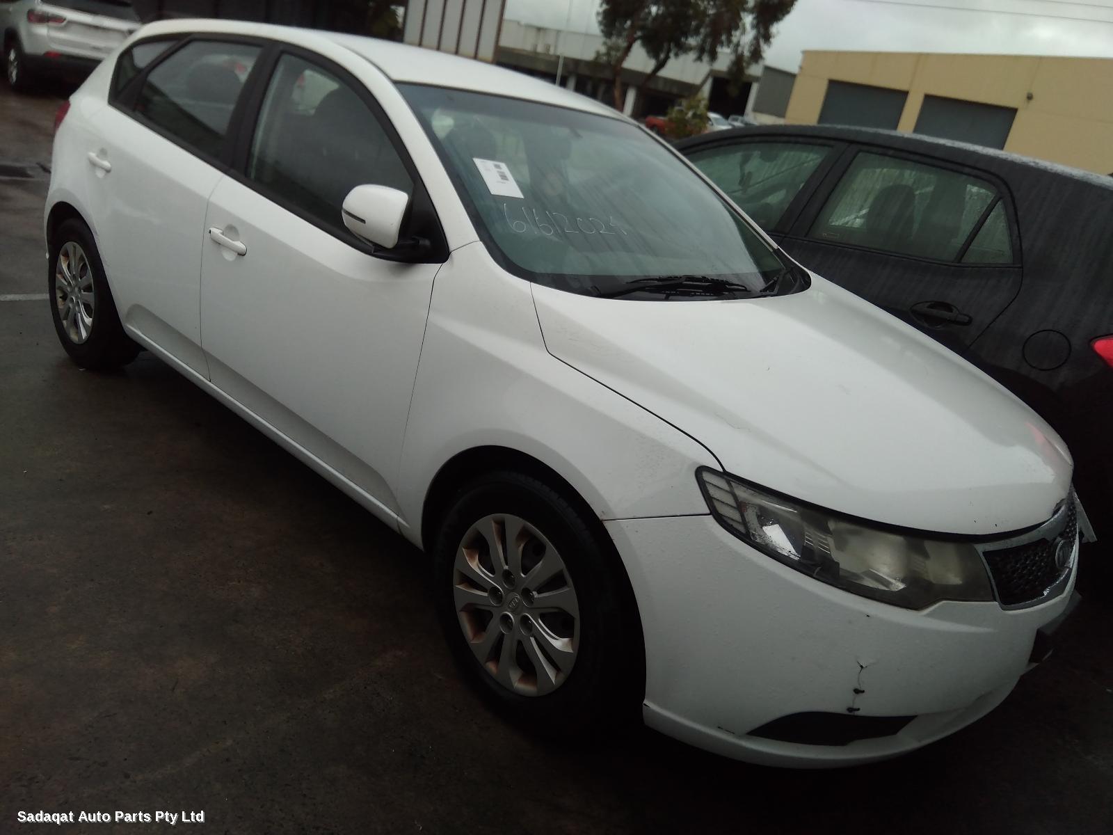 Kia Cerato R/bar Bracket/reinfo