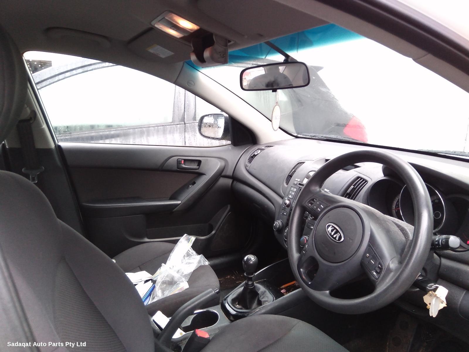 Kia Cerato R/bar Bracket/reinfo