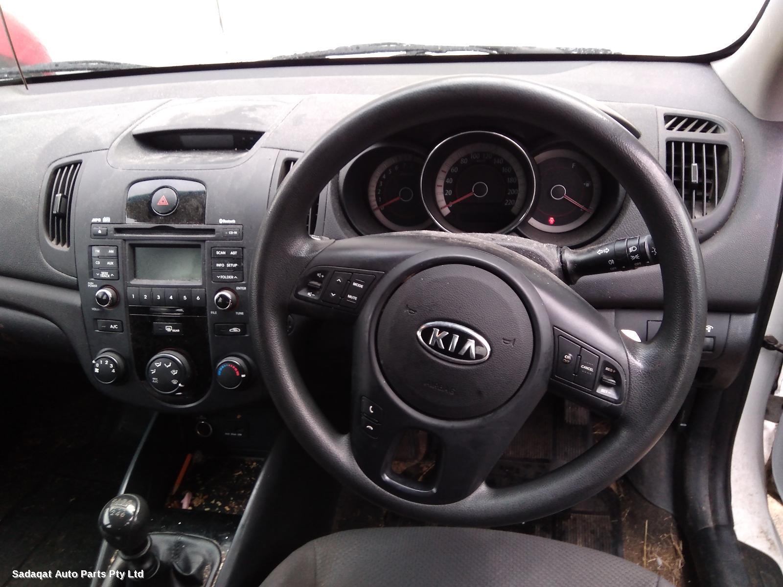 Kia Cerato R/bar Bracket/reinfo