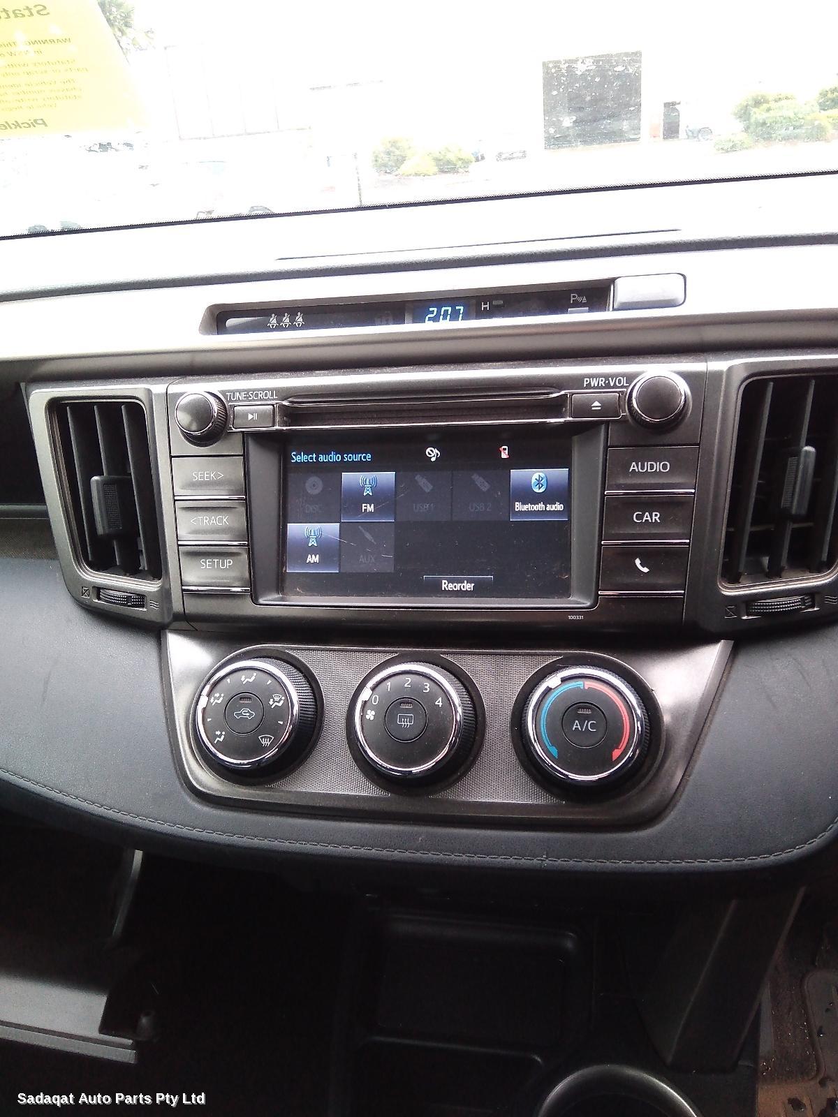 Toyota Rav4 Bonnet Lock/support