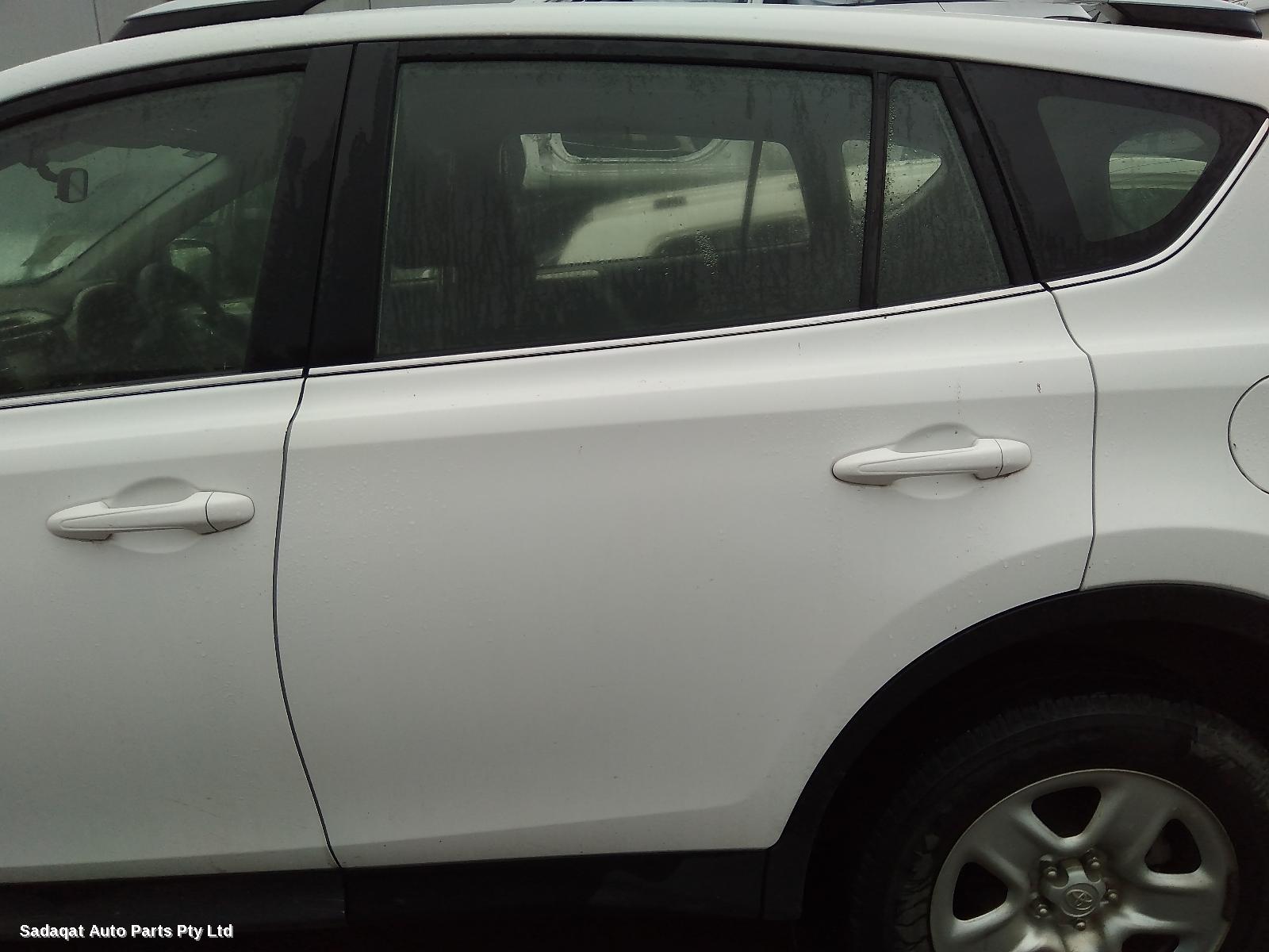 Toyota Rav4 Bonnet Lock/support