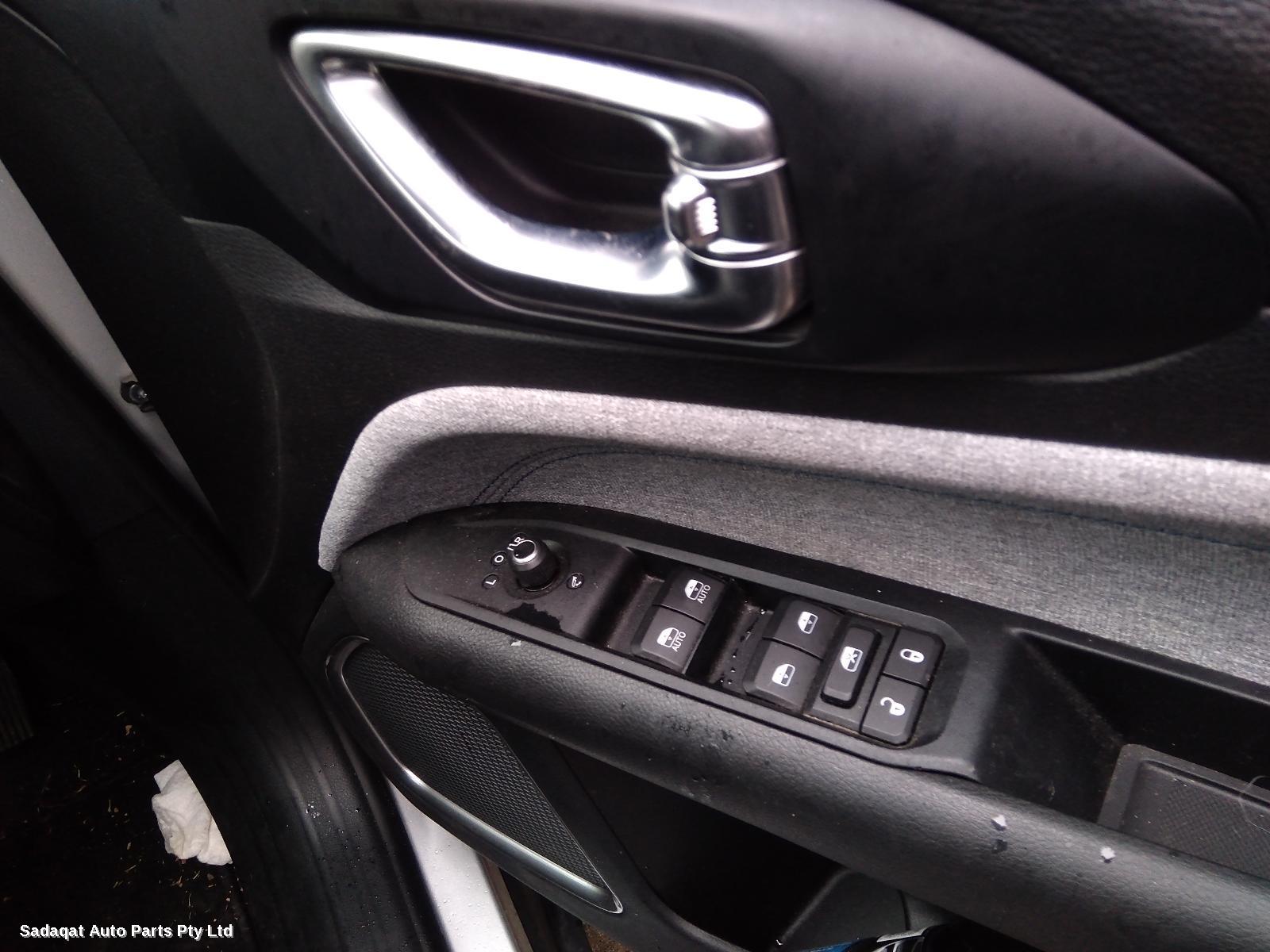 Jeep Compass Radio/cd/dvd/sat/tv