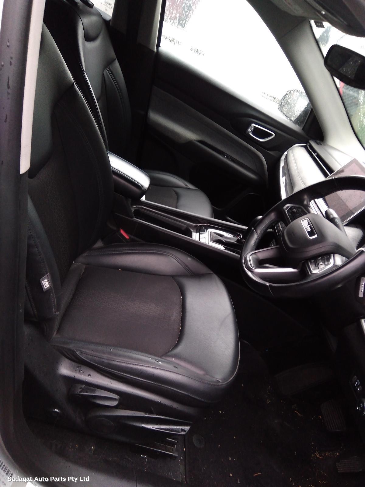 Jeep Compass Radio/cd/dvd/sat/tv